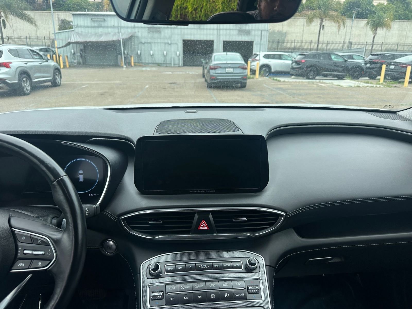 2023 Hyundai Santa Fe Limited 18