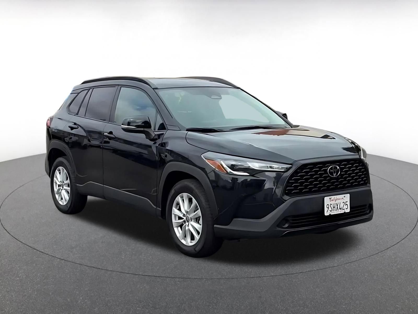 Thumbnail: 2025 Toyota Corolla Cross - 3