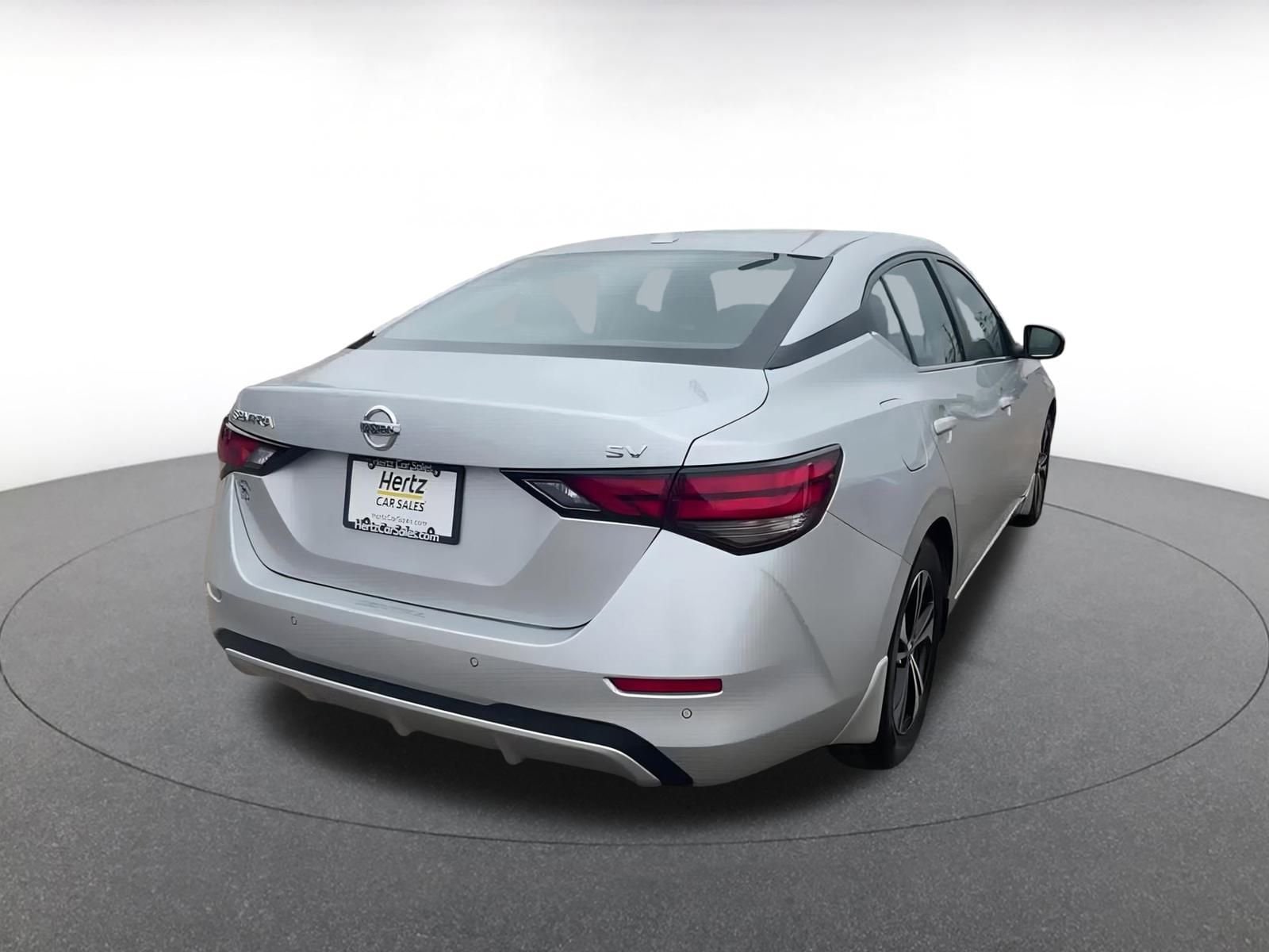 Thumbnail: 2022 Nissan Sentra - 13