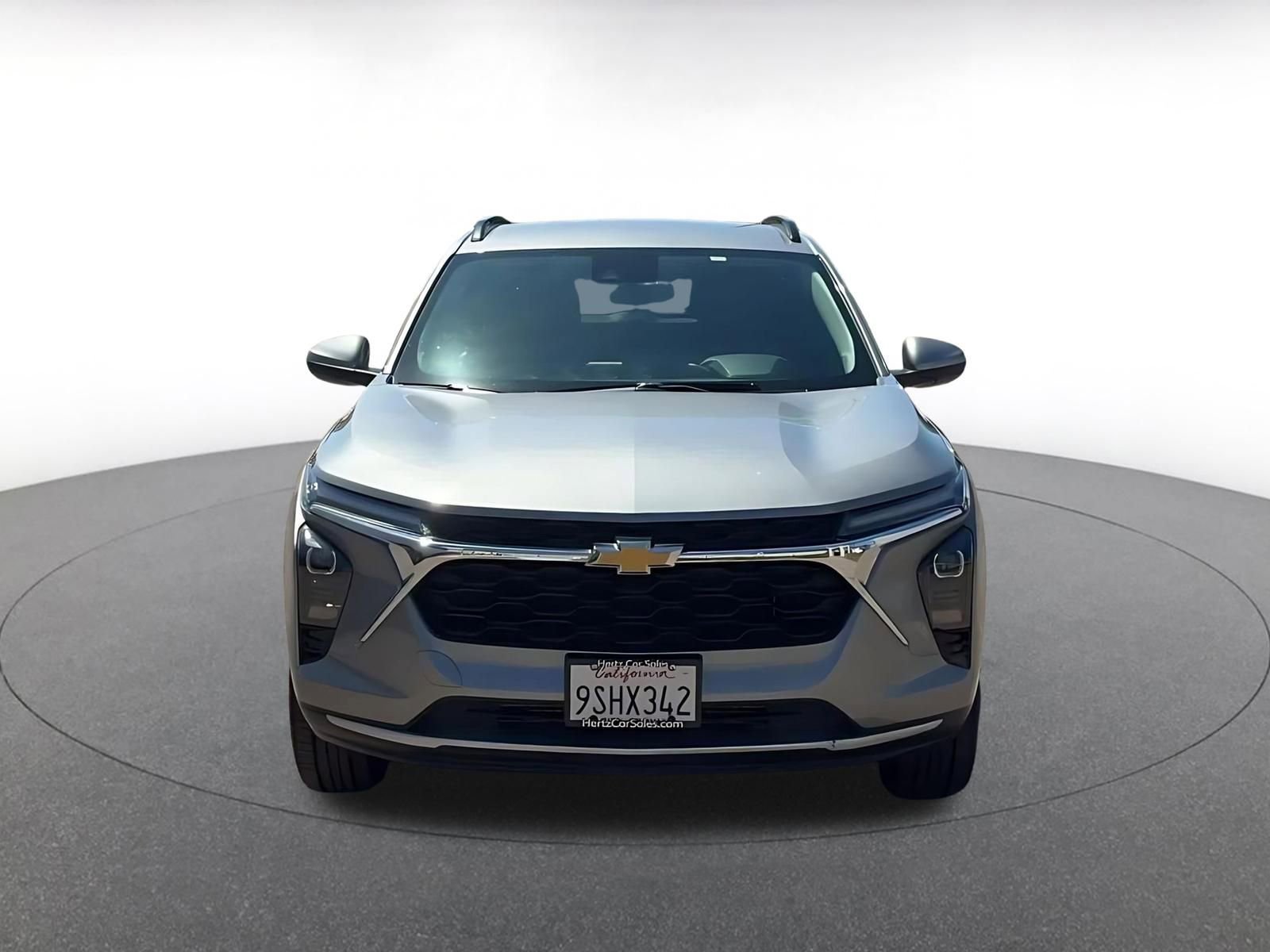 Thumbnail: 2025 Chevrolet Trax - 4