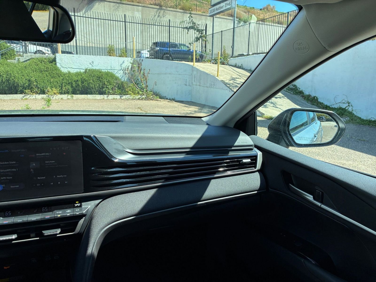 Thumbnail: 2025 Toyota Camry - 34