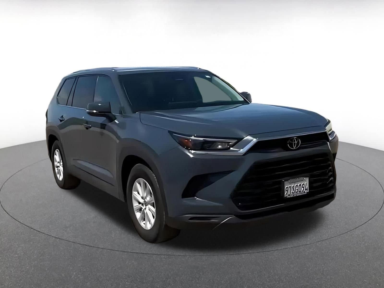 Thumbnail: 2025 Toyota Grand Highlander - 3