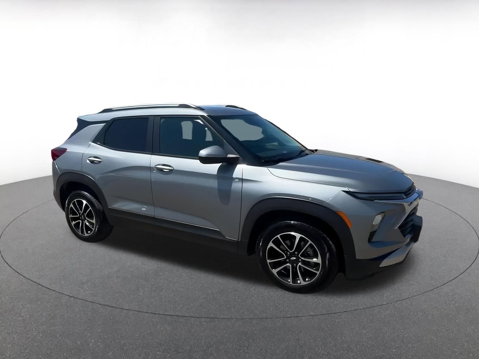 Thumbnail: 2024 Chevrolet TrailBlazer - 2