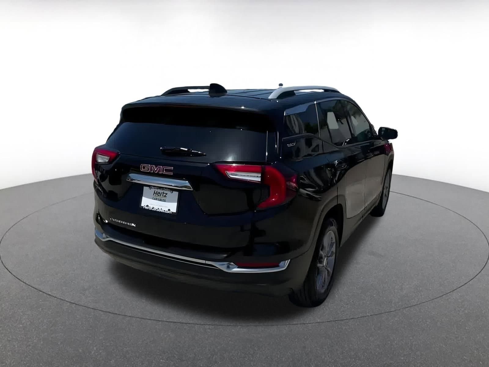 Thumbnail: 2023 GMC Terrain - 14
