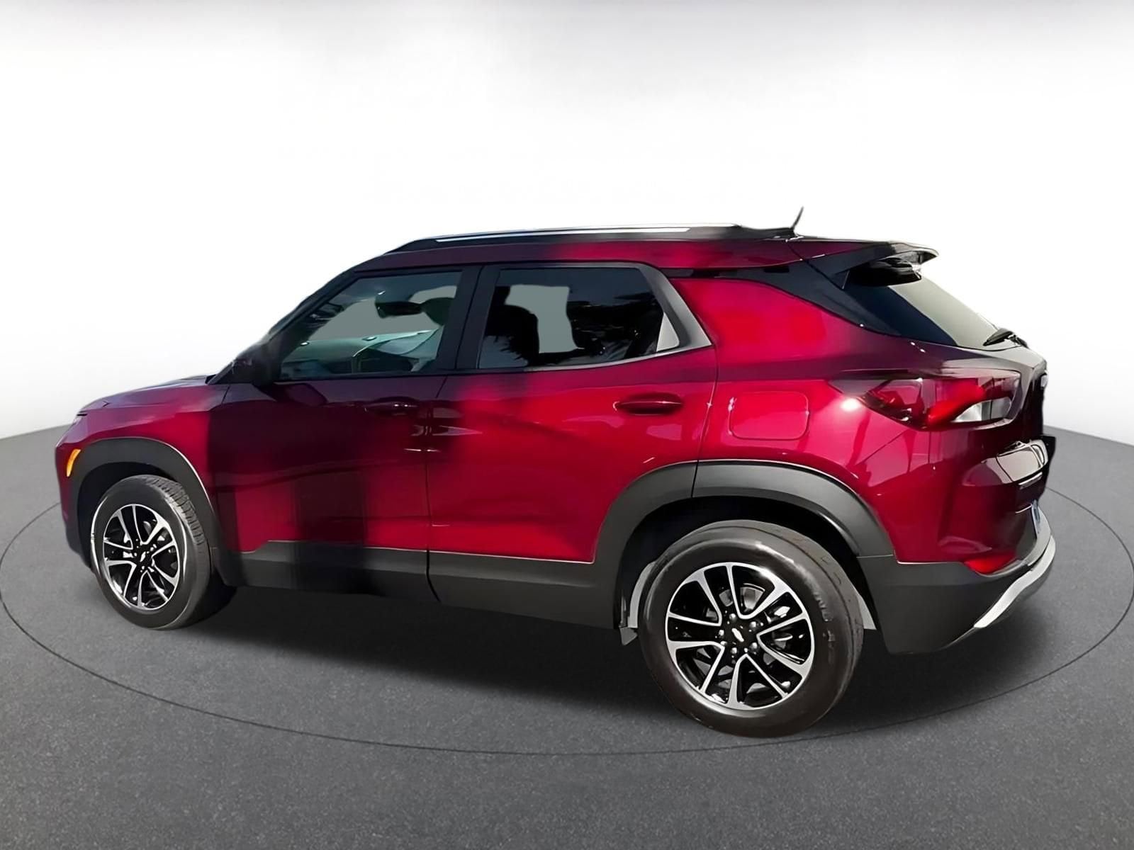 Thumbnail: 2025 Chevrolet TrailBlazer - 10