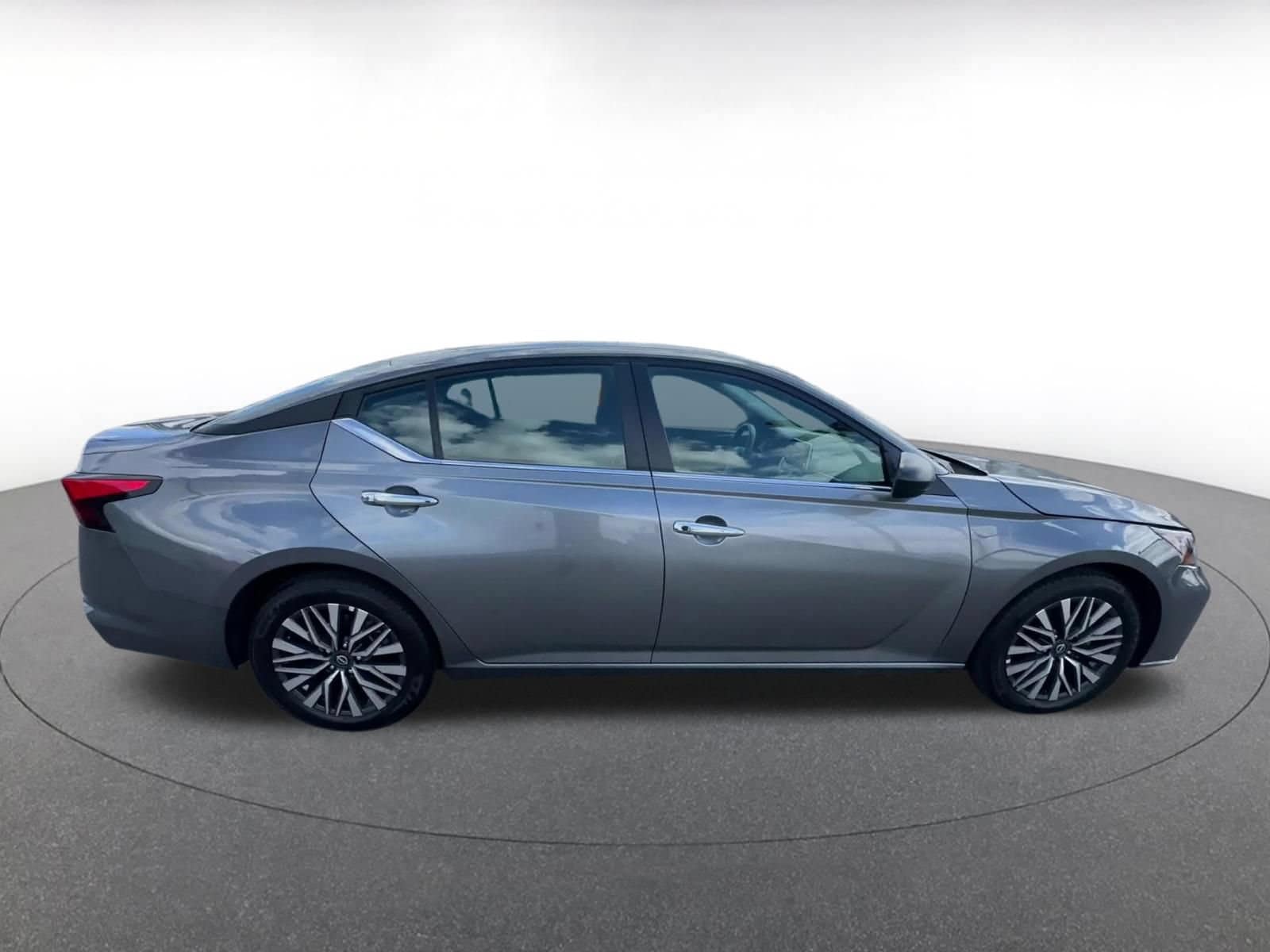 Thumbnail: 2025 Nissan Altima - 15