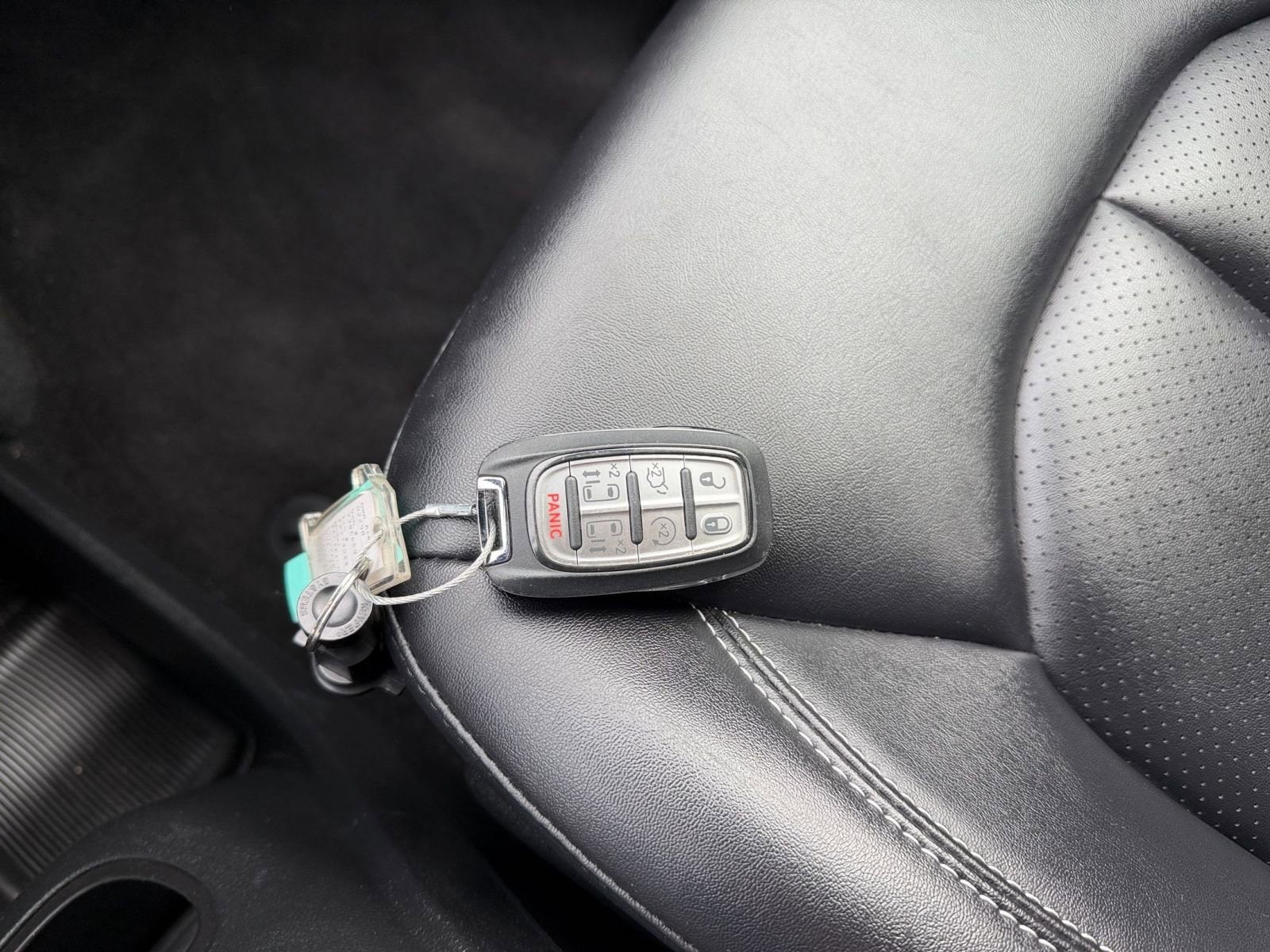 Thumbnail: 2025 Chrysler Pacifica - 21