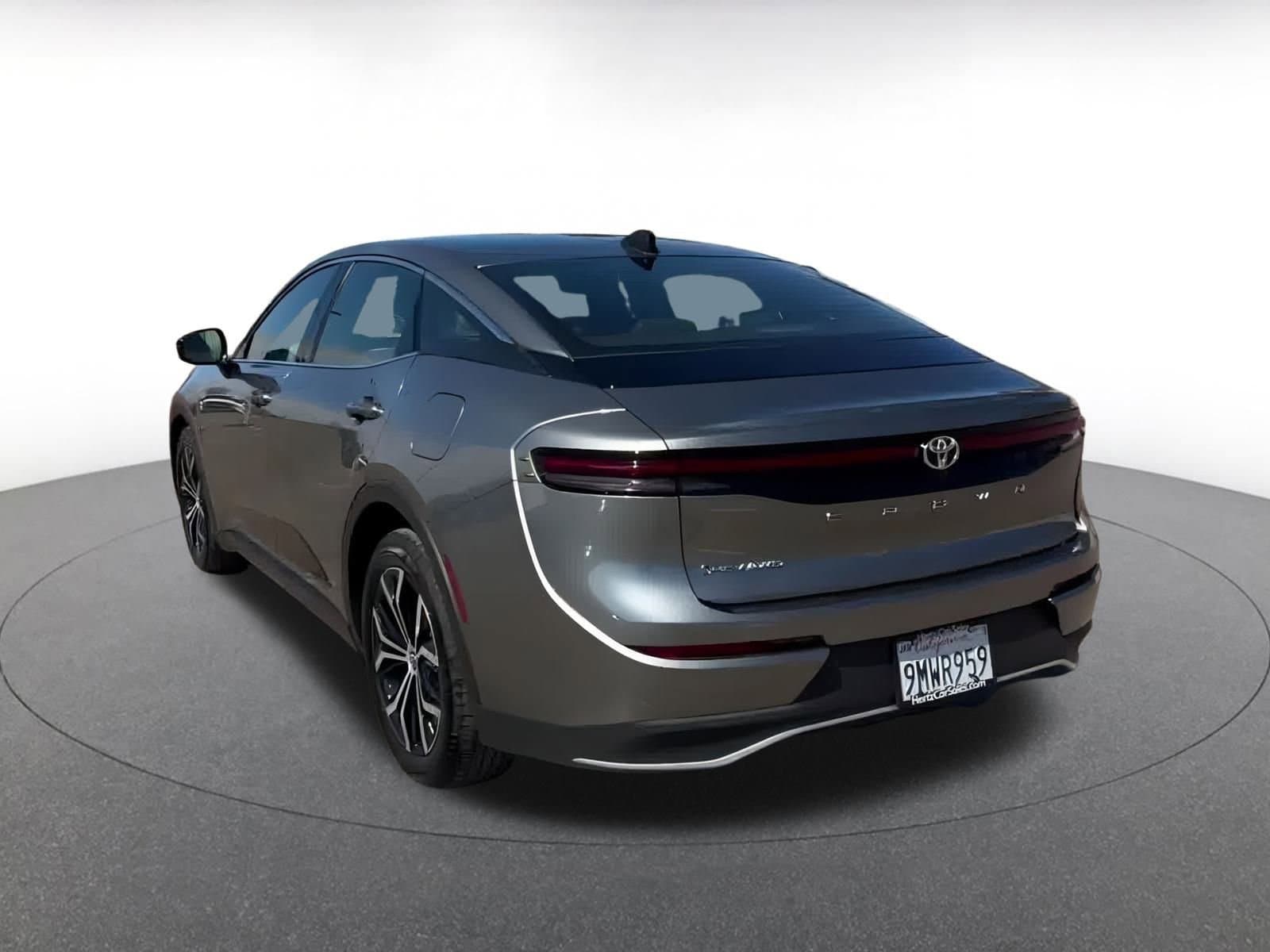 Thumbnail: 2025 Toyota Crown - 14