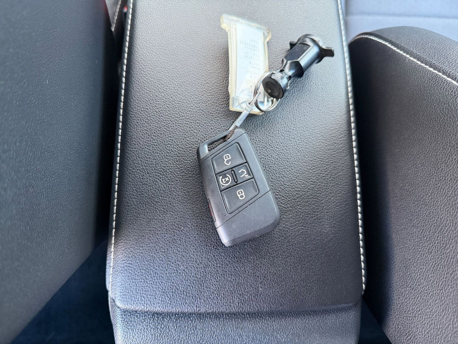 Thumbnail: 2025 Volkswagen Jetta - 22