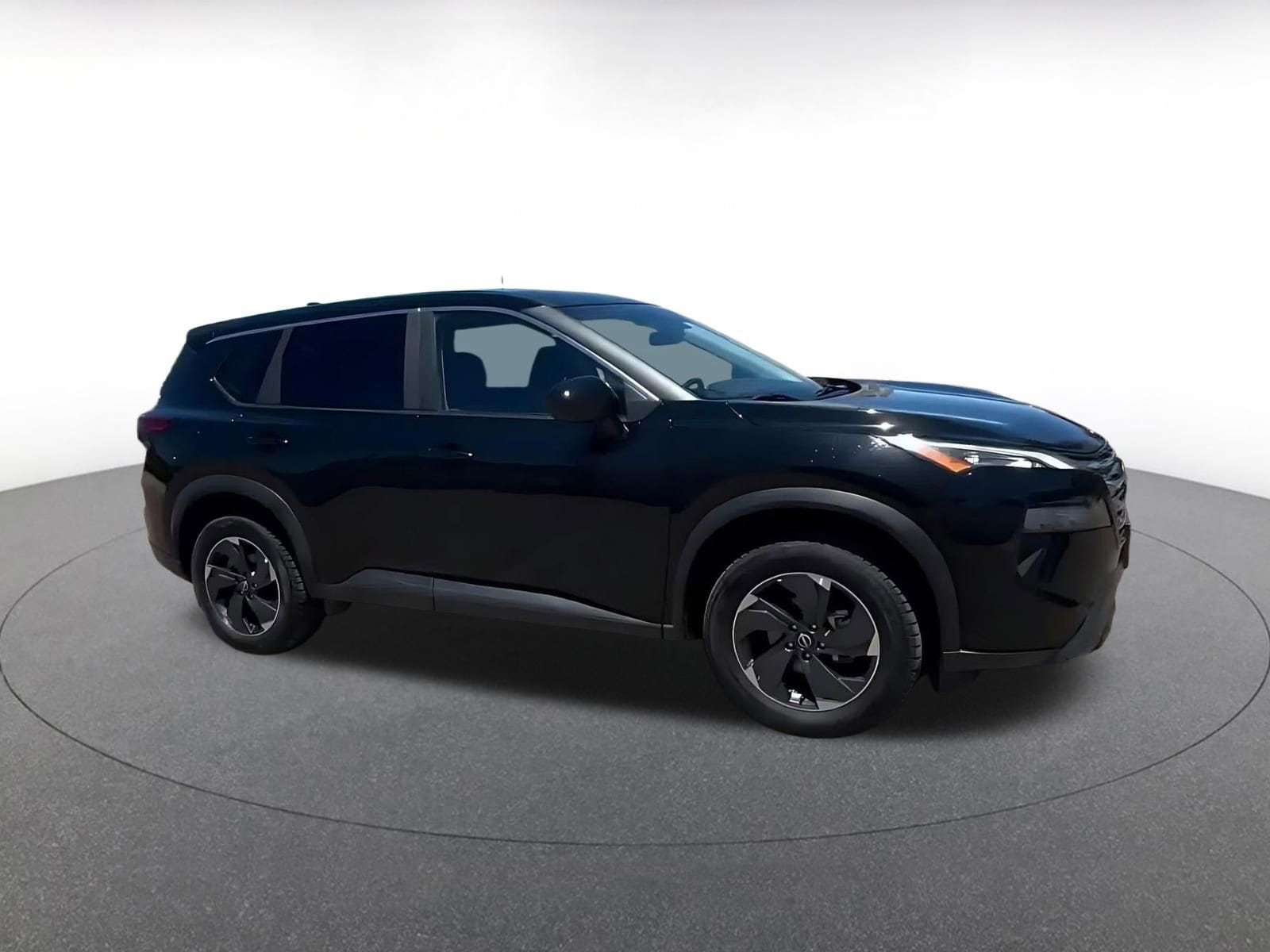 Thumbnail: 2025 Nissan Rogue - 2