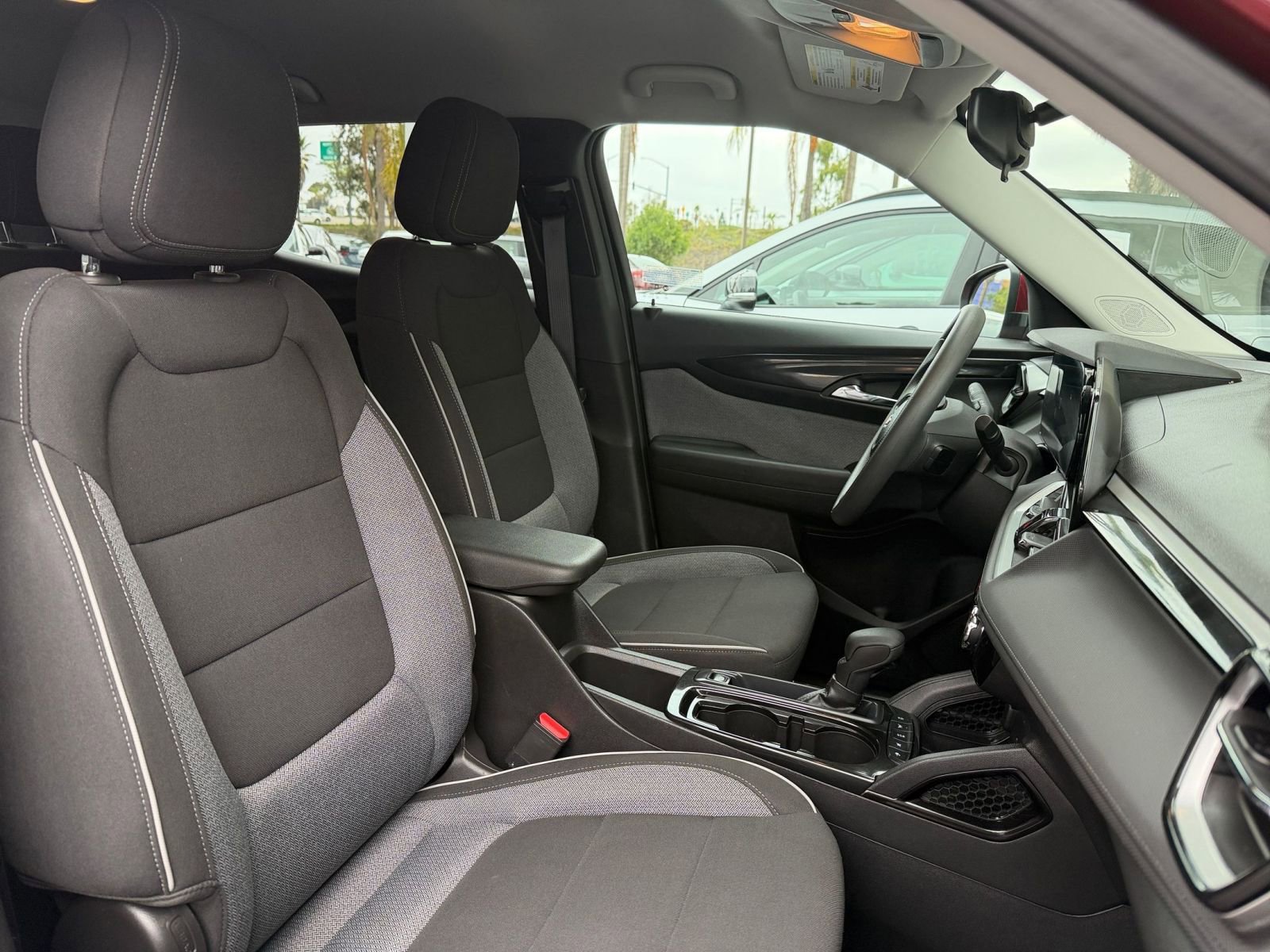 Thumbnail: 2025 Chevrolet TrailBlazer - 34