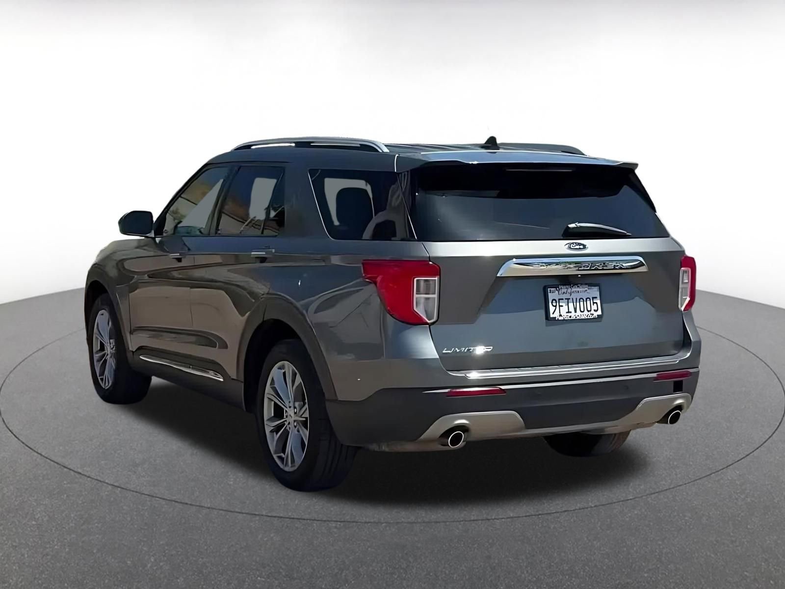 Thumbnail: 2023 Ford Explorer - 11