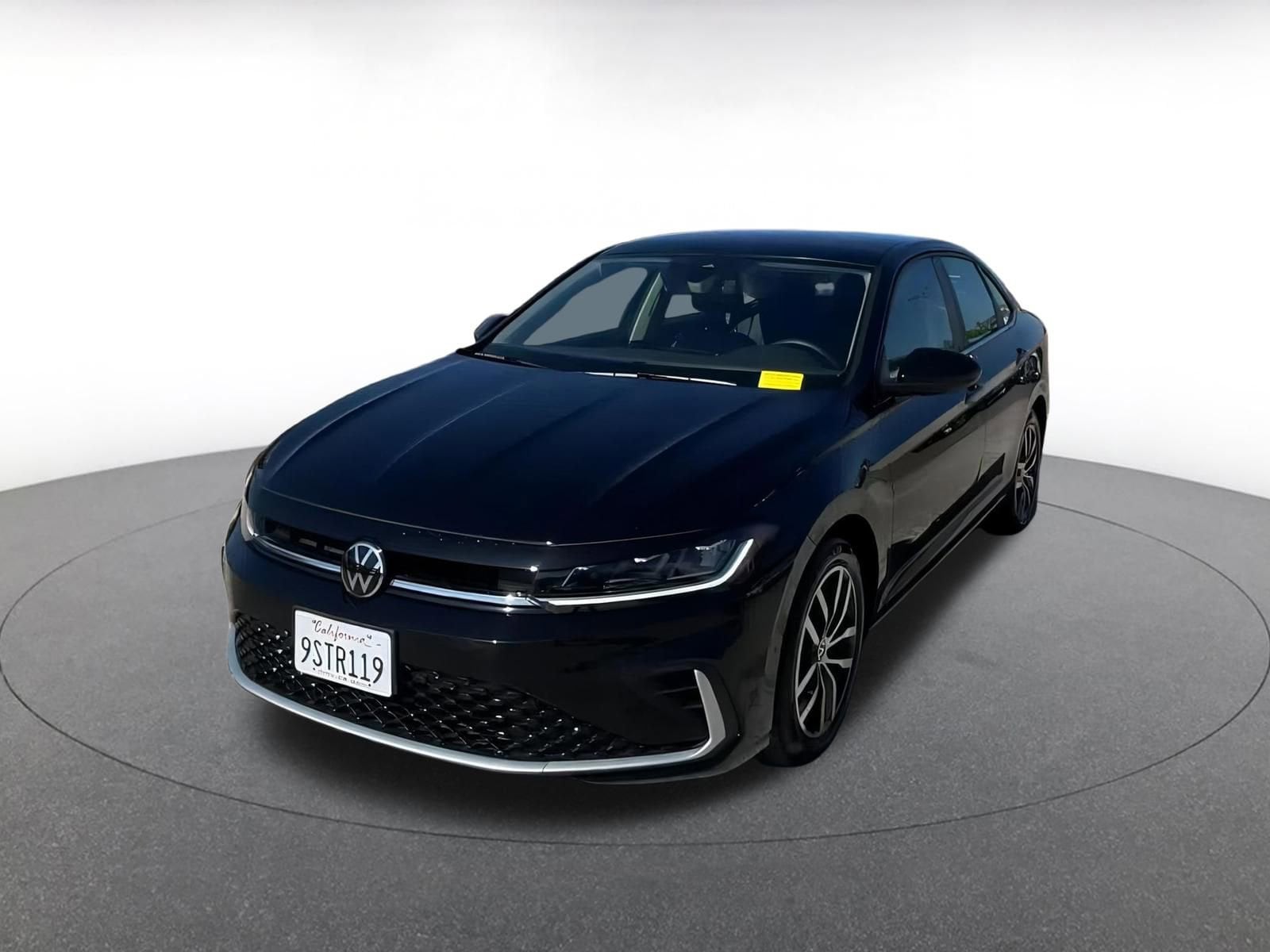 Thumbnail: 2025 Volkswagen Jetta - 4