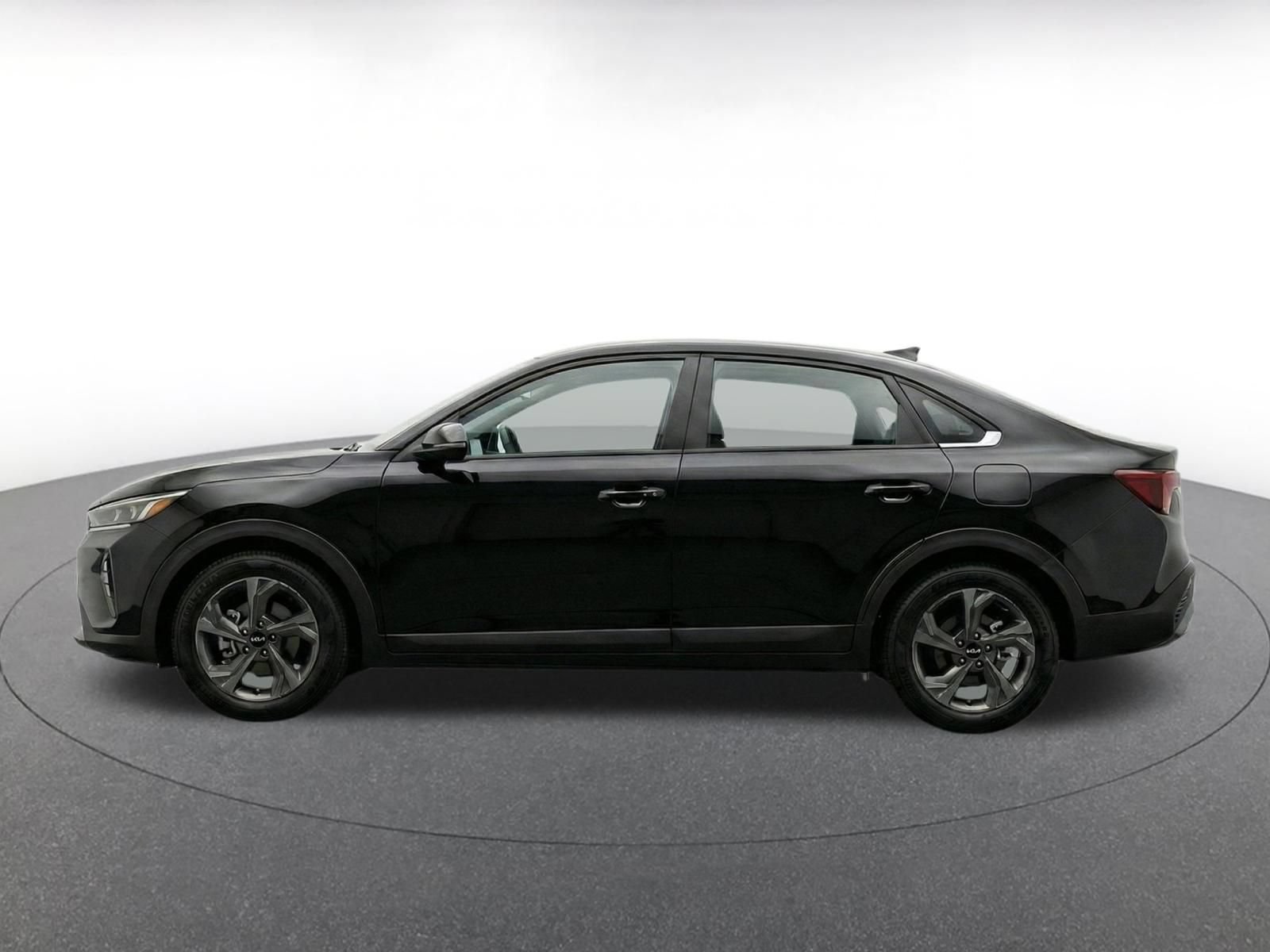 Thumbnail: 2025 Kia K4 - 4