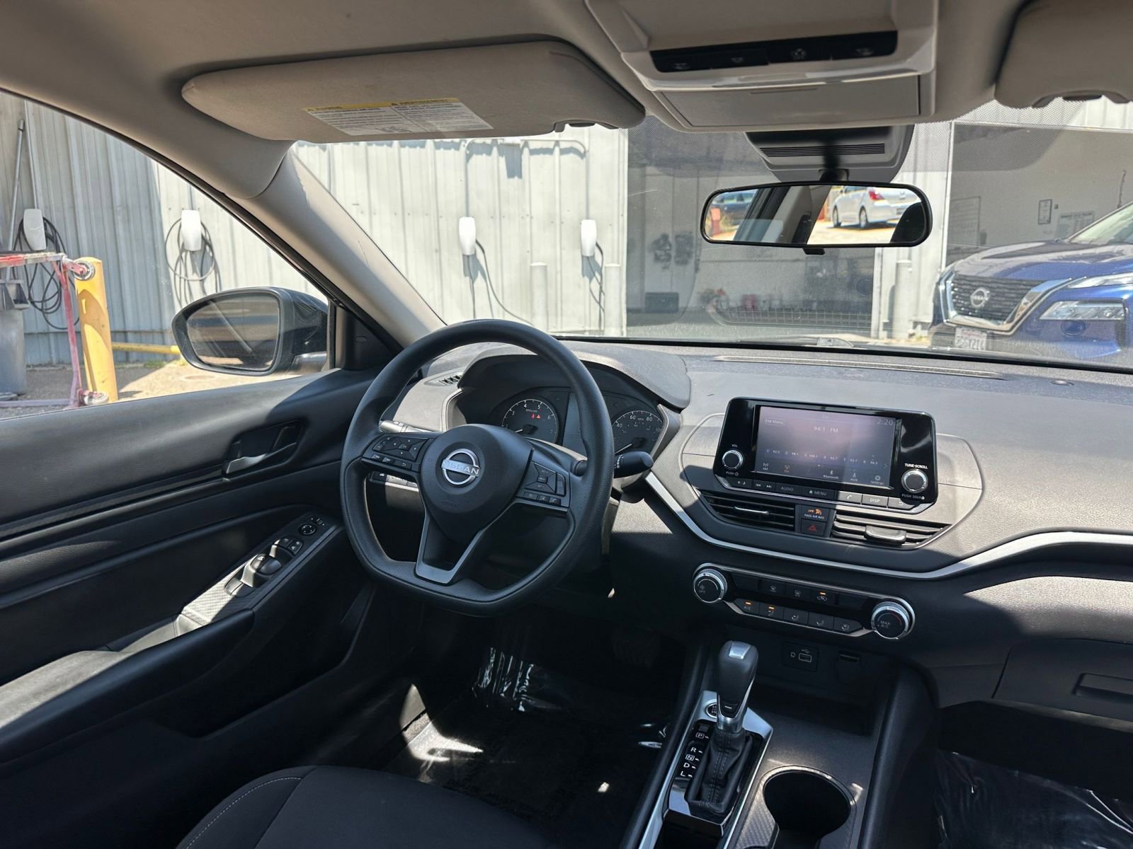 Thumbnail: 2023 Nissan Altima - 32