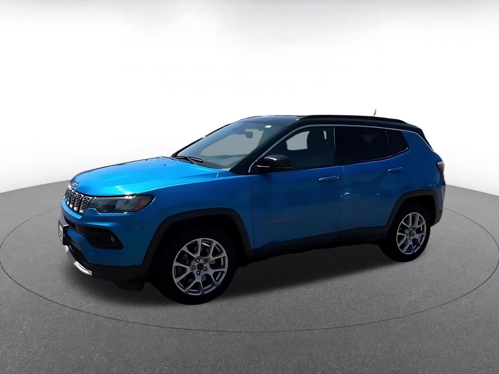 Thumbnail: 2025 Jeep Compass - 8
