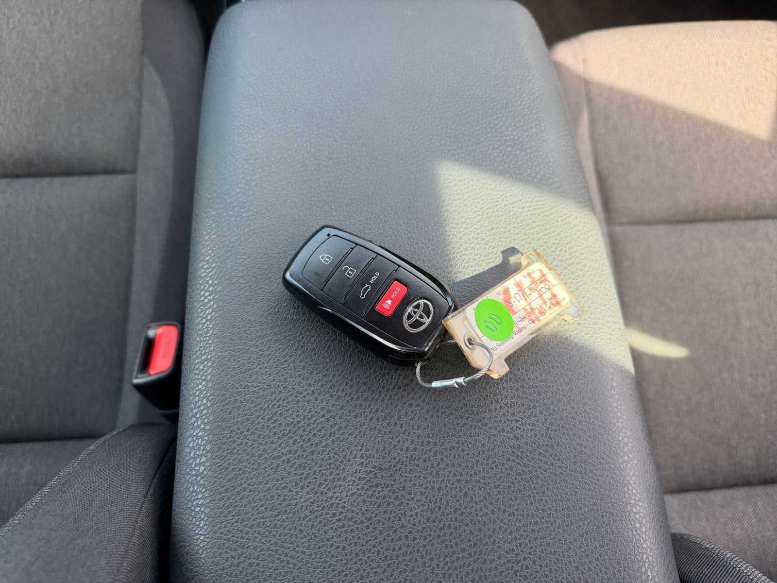 Thumbnail: 2025 Toyota Camry - 22