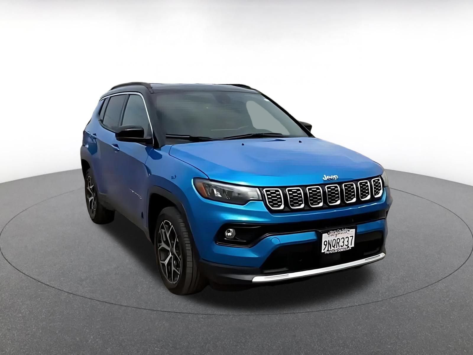 Thumbnail: 2025 Jeep Compass - 3