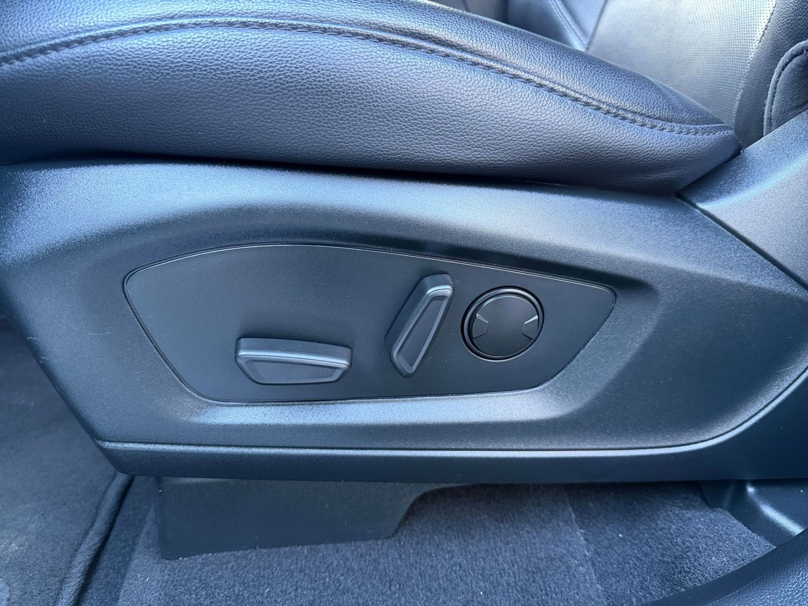 Thumbnail: 2024 Ford Explorer - 23