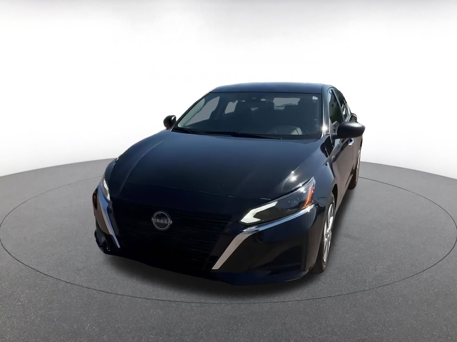 Thumbnail: 2024 Nissan Altima - 7