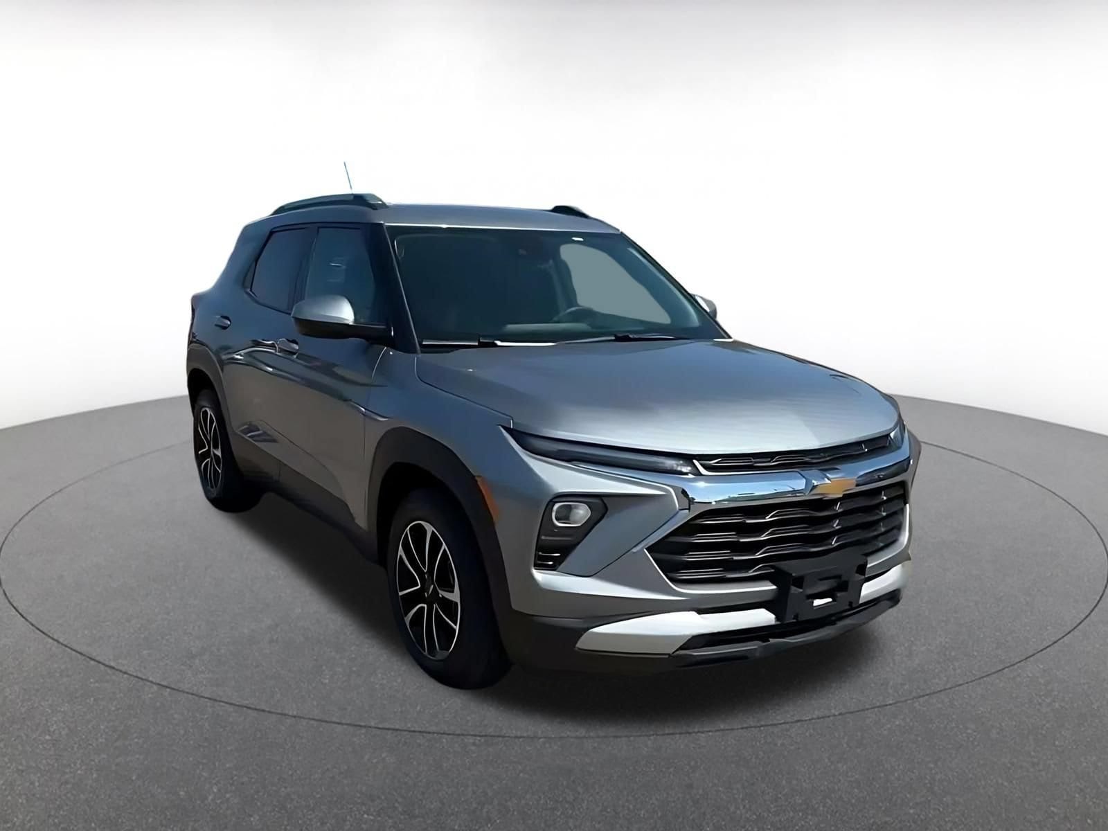 Thumbnail: 2025 Chevrolet TrailBlazer - 3