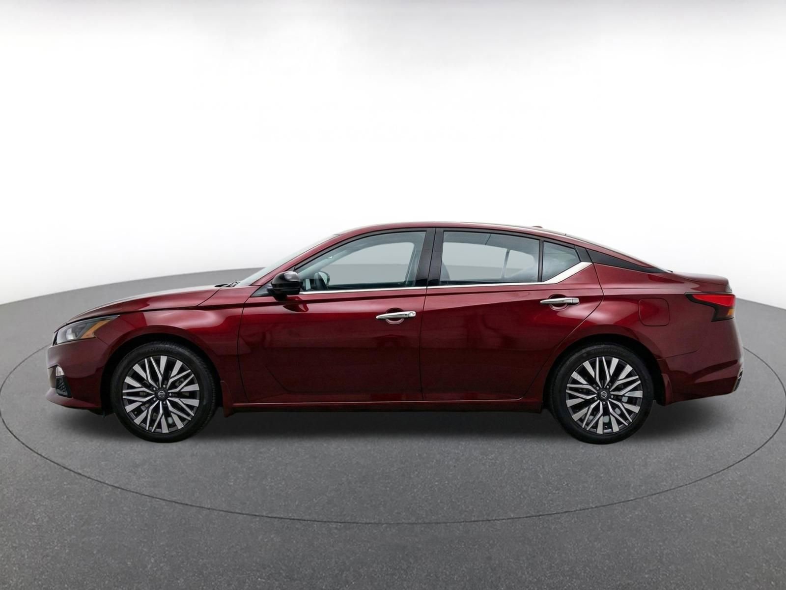Thumbnail: 2025 Nissan Altima - 4
