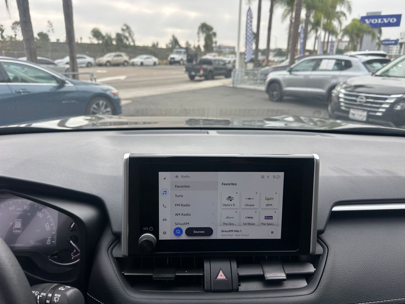 Thumbnail: 2025 Toyota RAV4 - 18