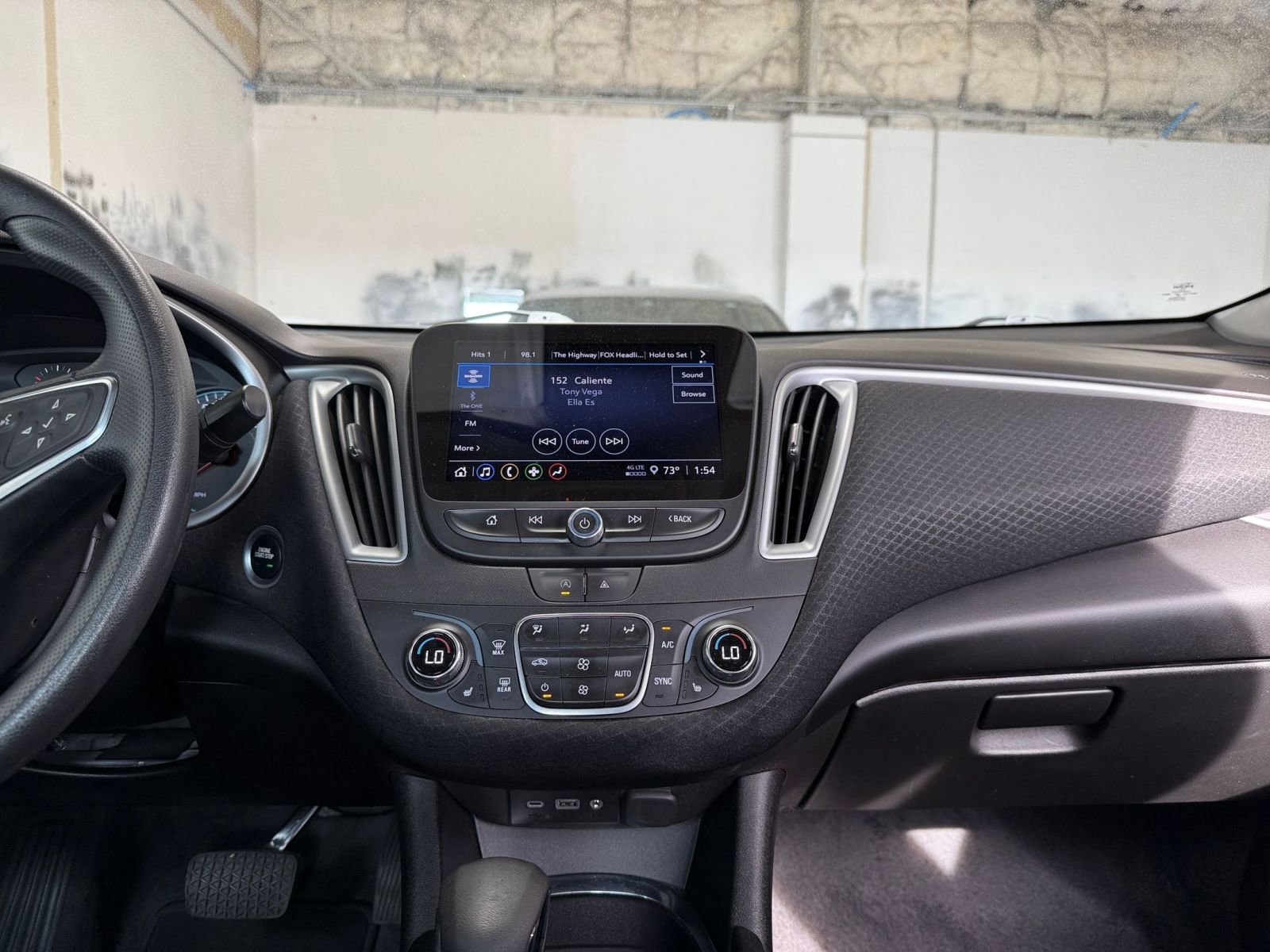 Thumbnail: 2023 Chevrolet Malibu - 18