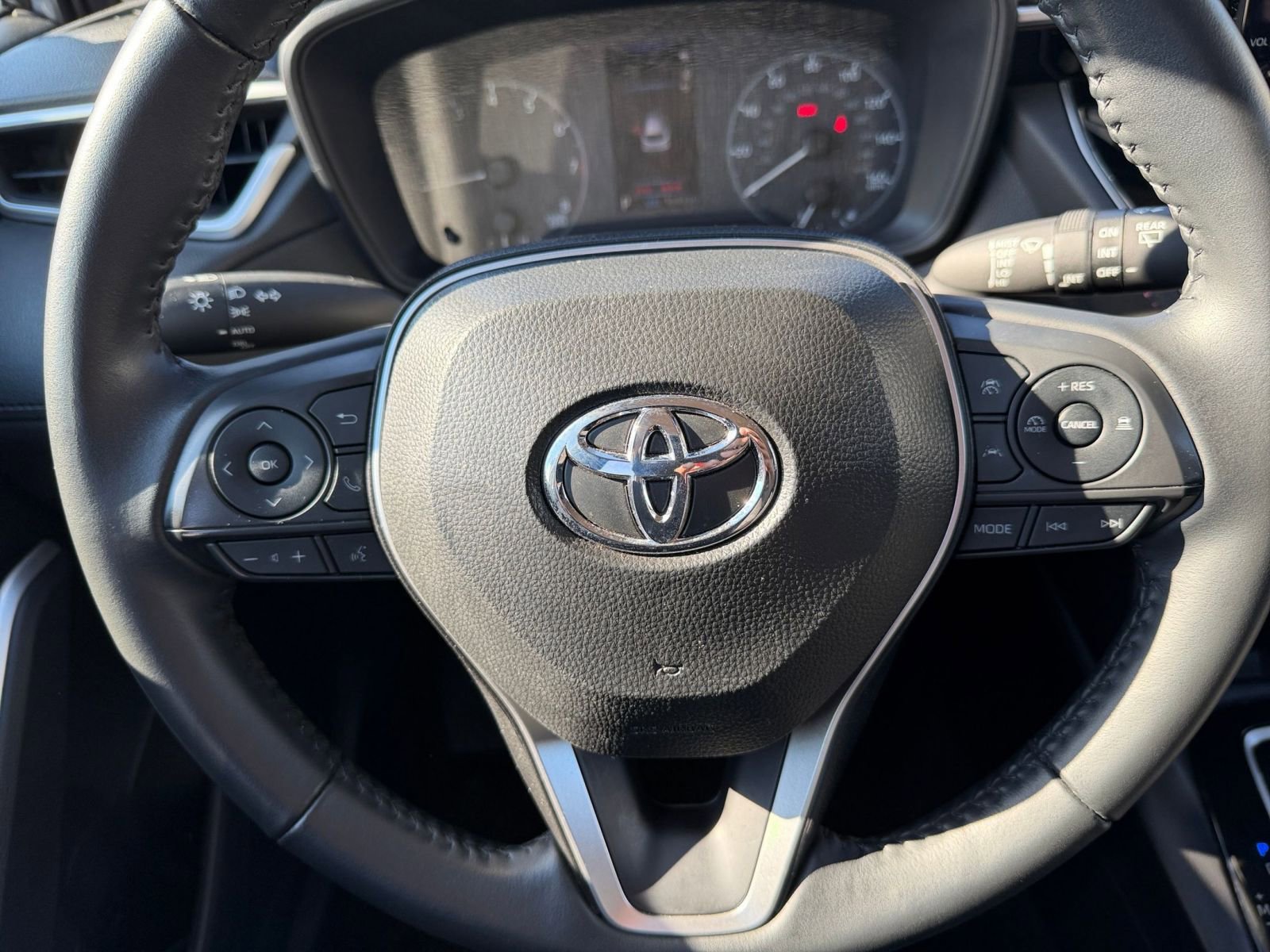 Thumbnail: 2025 Toyota Corolla Cross - 27