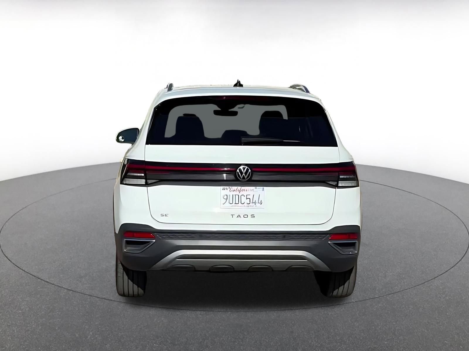 Thumbnail: 2025 Volkswagen Taos - 11