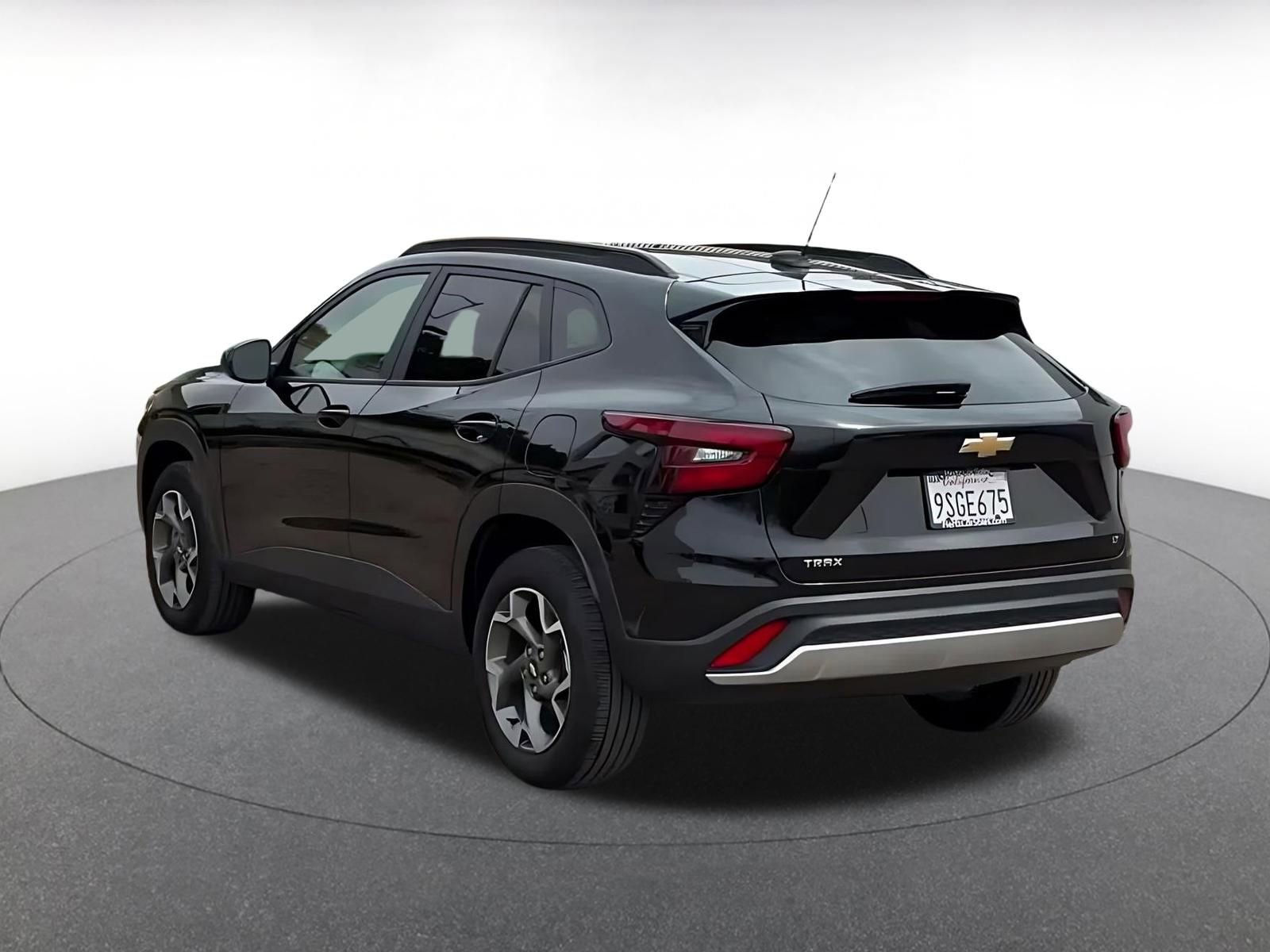 Thumbnail: 2025 Chevrolet Trax - 11