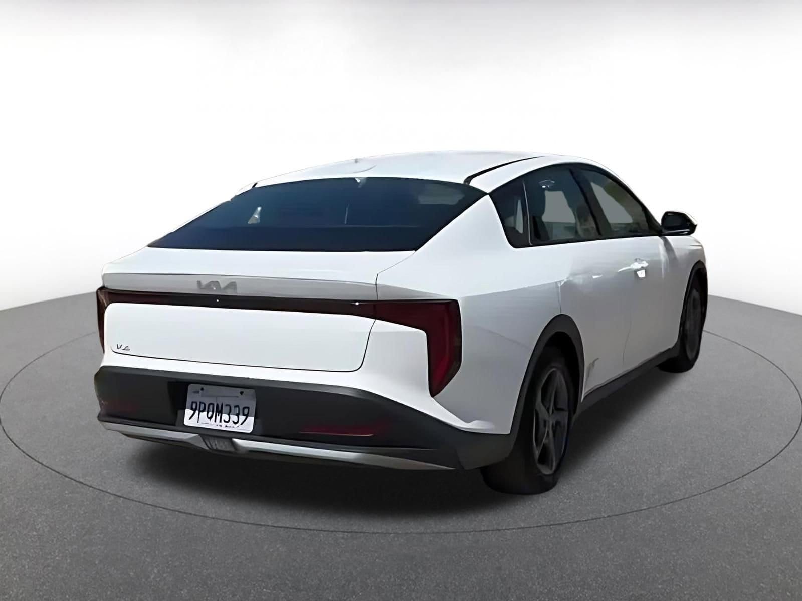 Thumbnail: 2025 Kia K4 - 12