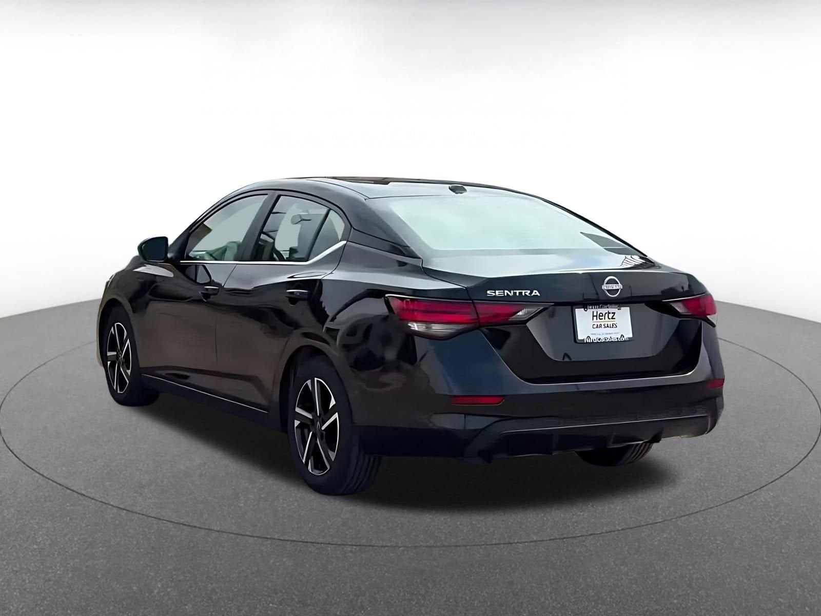 Thumbnail: 2025 Nissan Sentra - 11