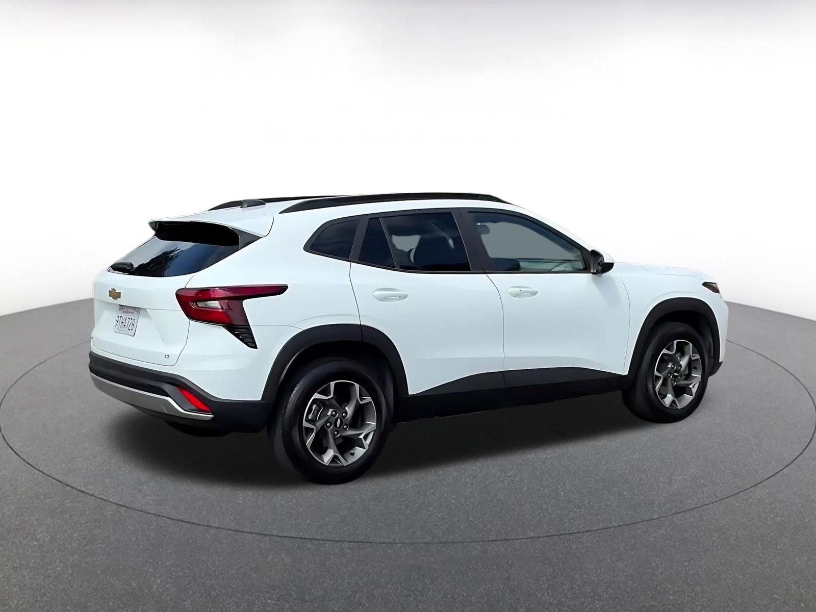 Thumbnail: 2025 Chevrolet Trax - 15