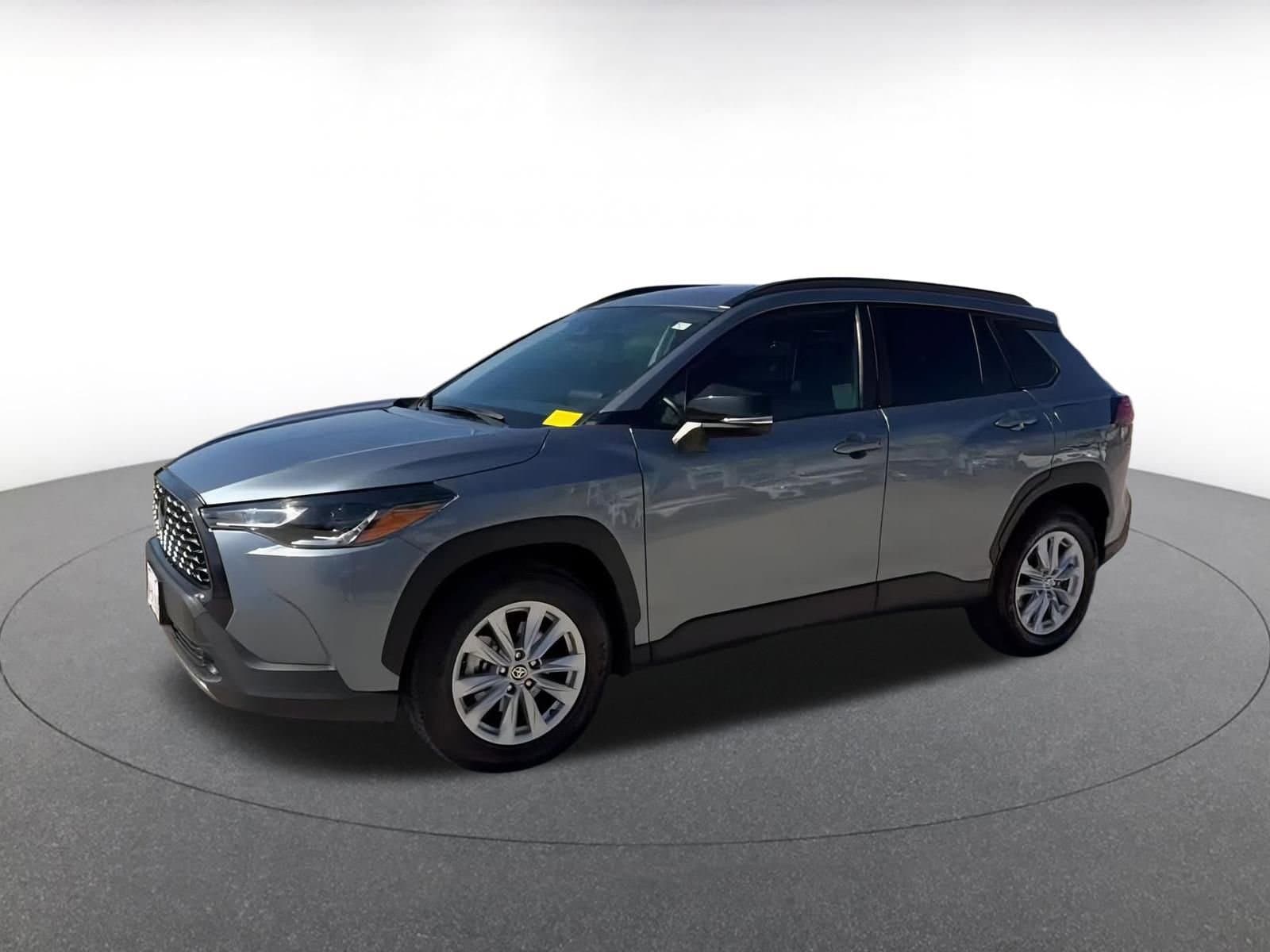 Thumbnail: 2025 Toyota Corolla Cross - 8