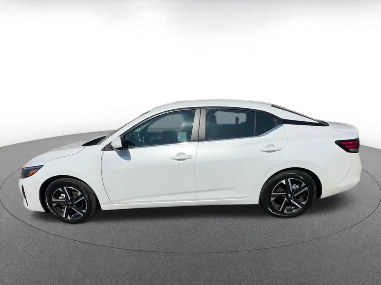Thumbnail: 2024 Nissan Sentra - 9