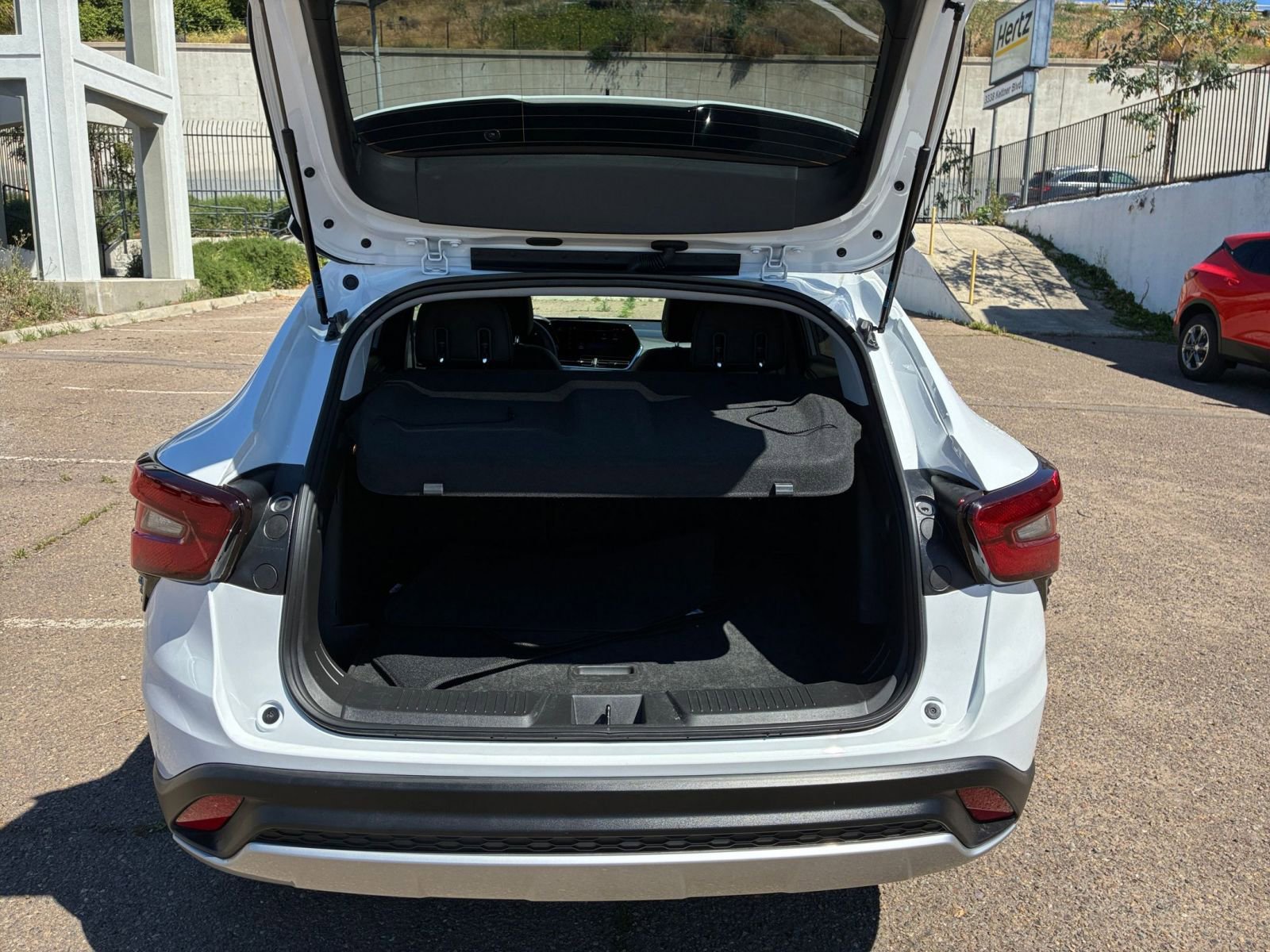 Thumbnail: 2025 Chevrolet Trax - 30