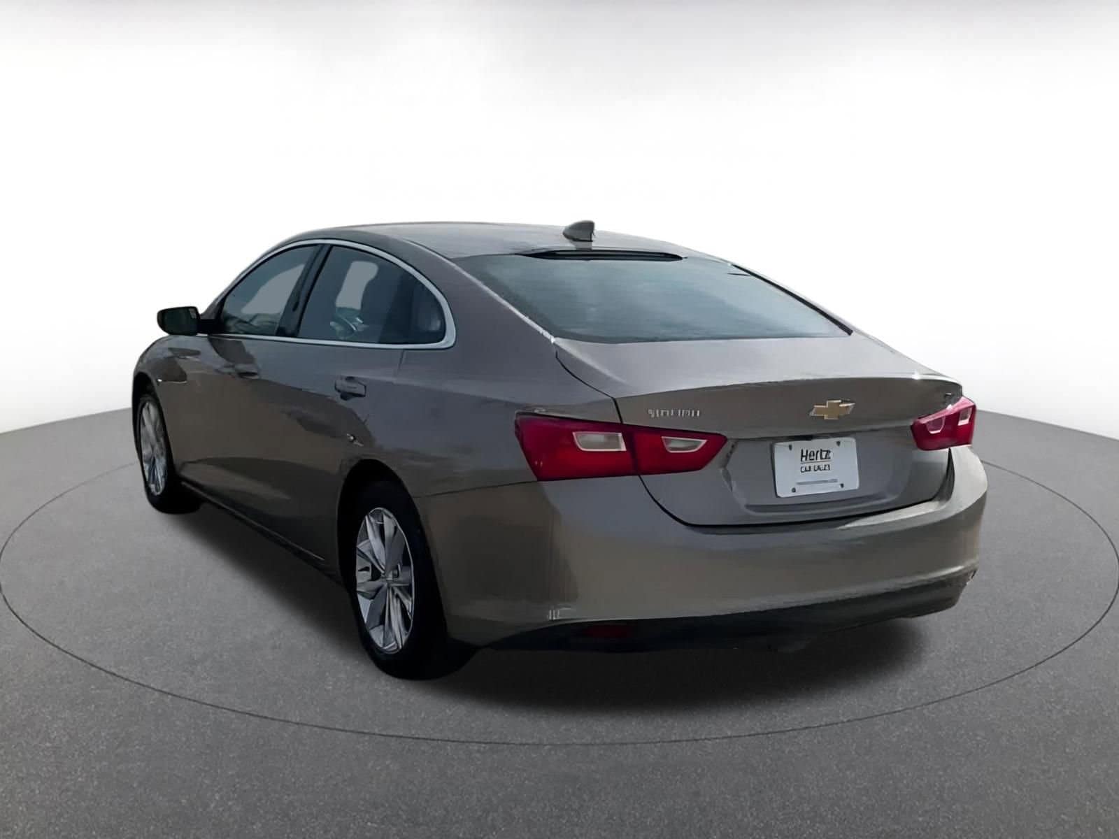 Thumbnail: 2023 Chevrolet Malibu - 11