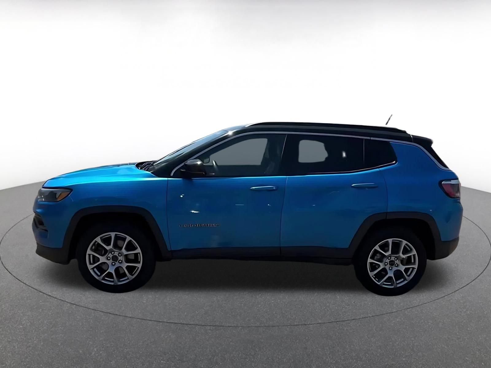 Thumbnail: 2025 Jeep Compass - 10