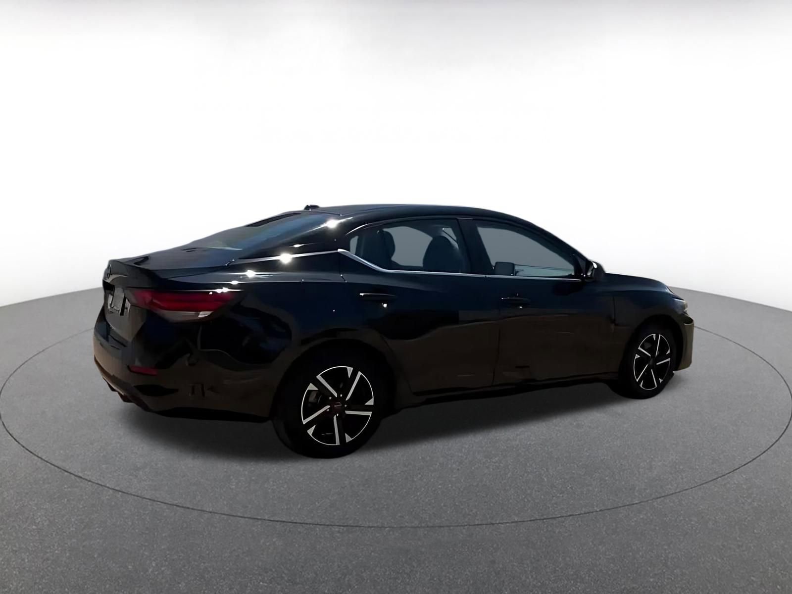 Thumbnail: 2025 Nissan Sentra - 14