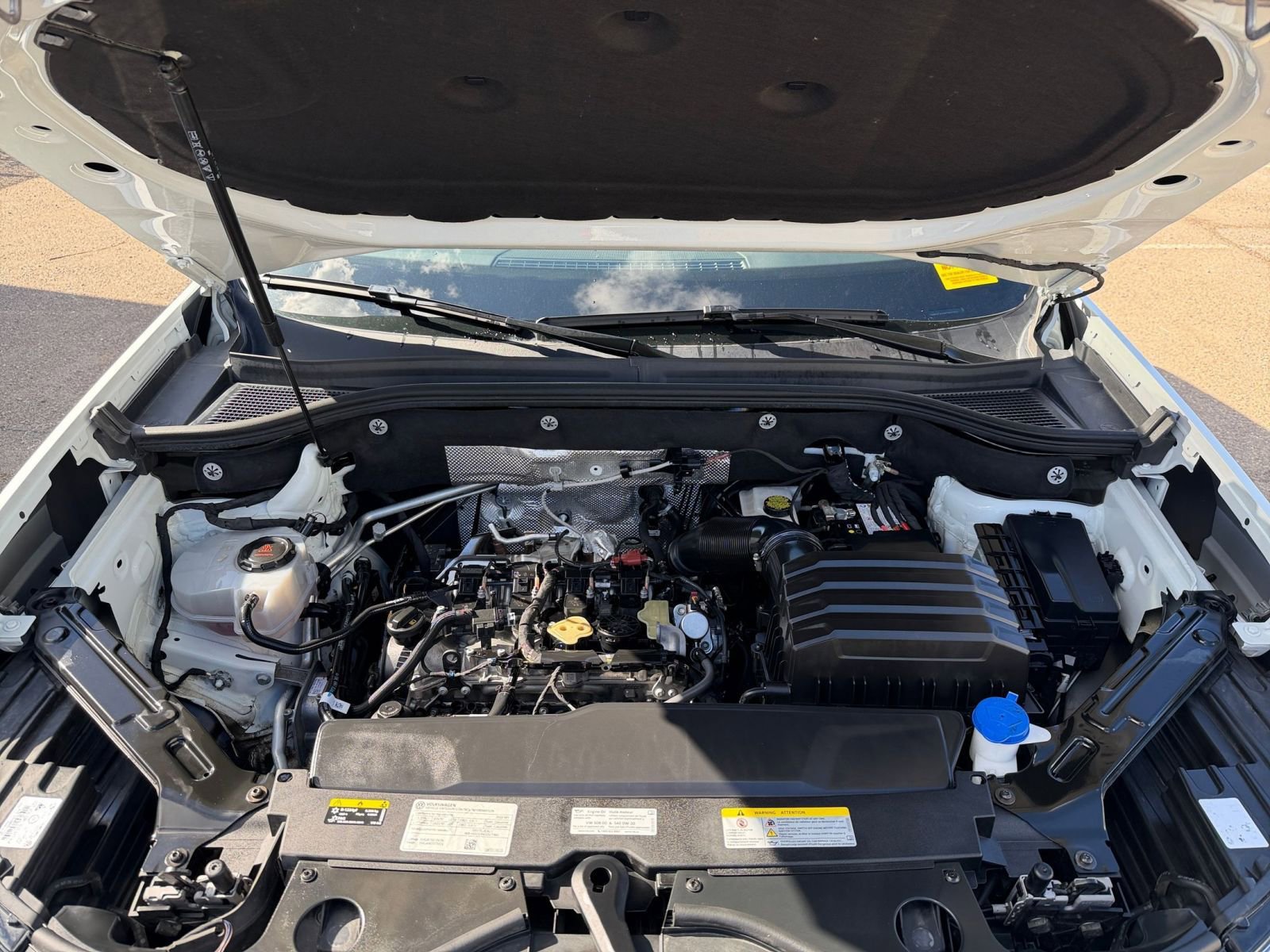 Thumbnail: 2025 Volkswagen Atlas - 32