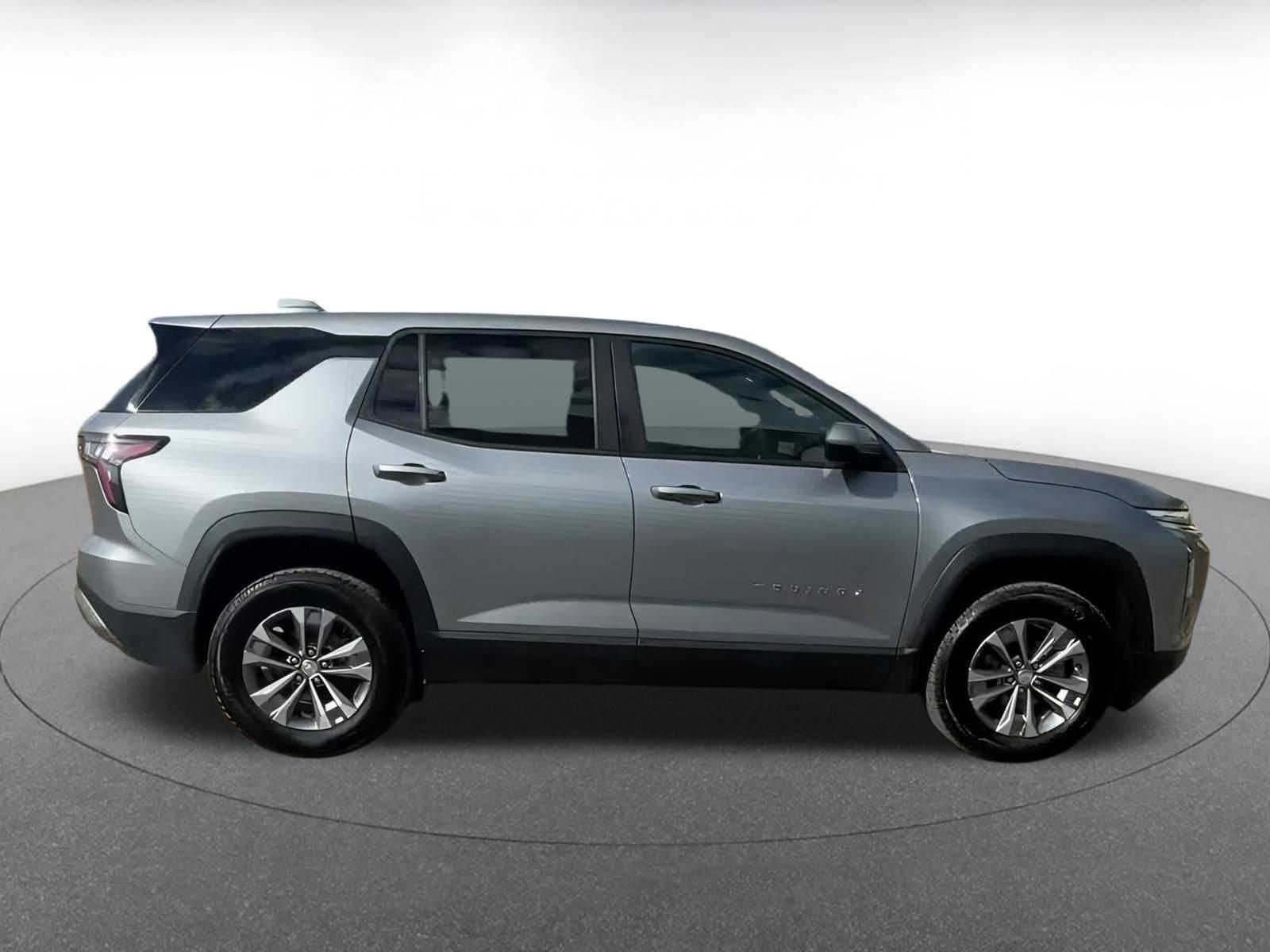 Thumbnail: 2025 Chevrolet Equinox - 16