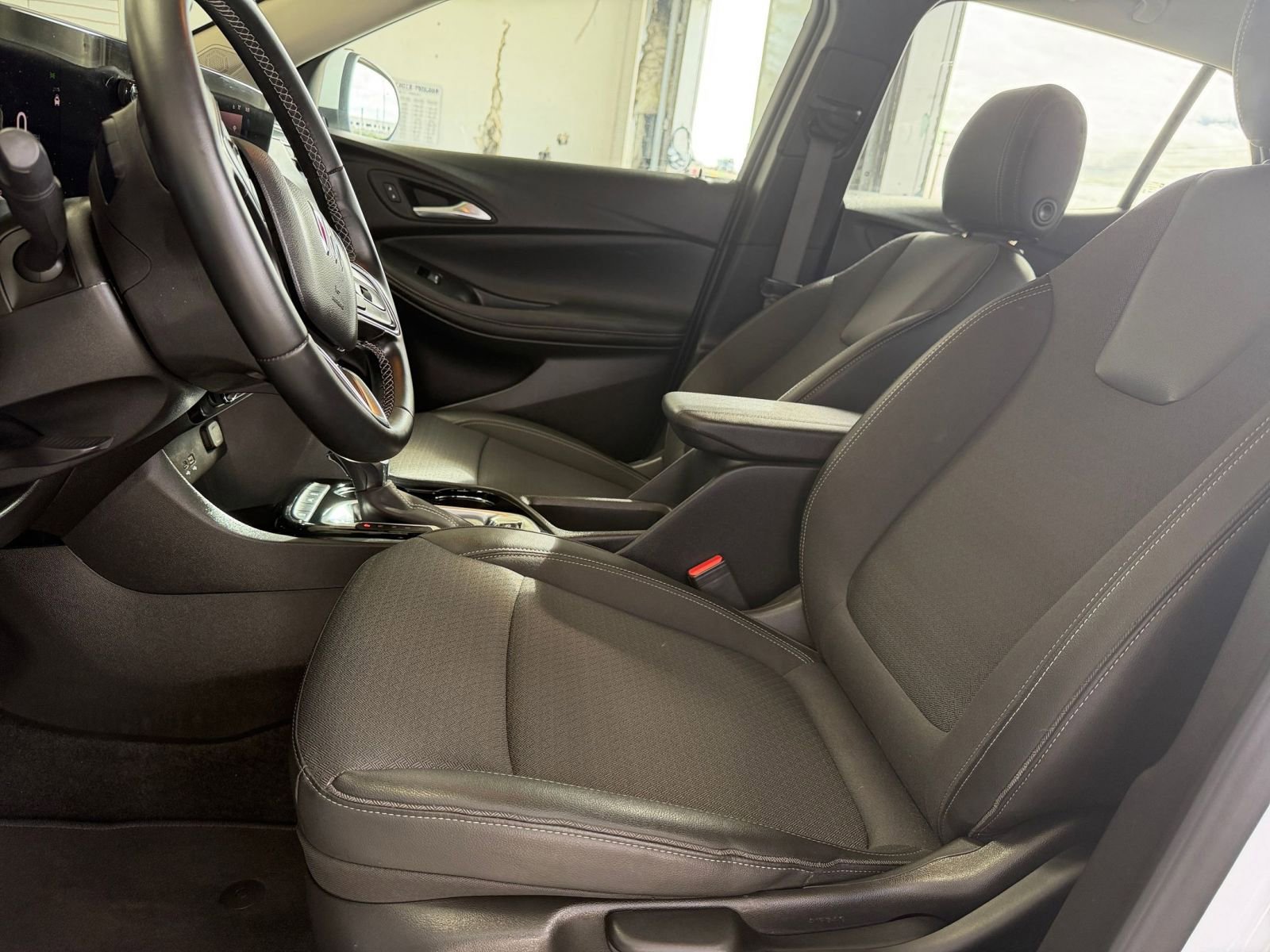 Thumbnail: 2025 Buick Encore GX - 24