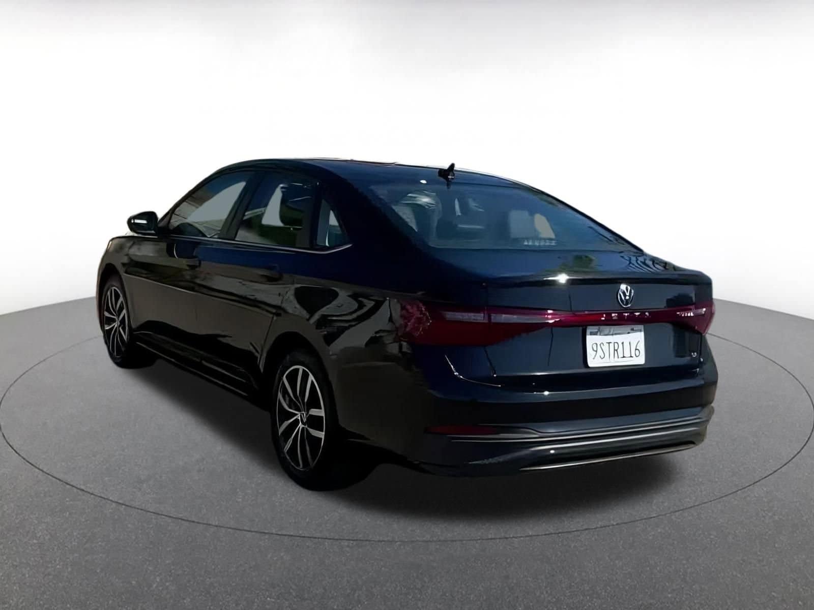 Thumbnail: 2025 Volkswagen Jetta - 14