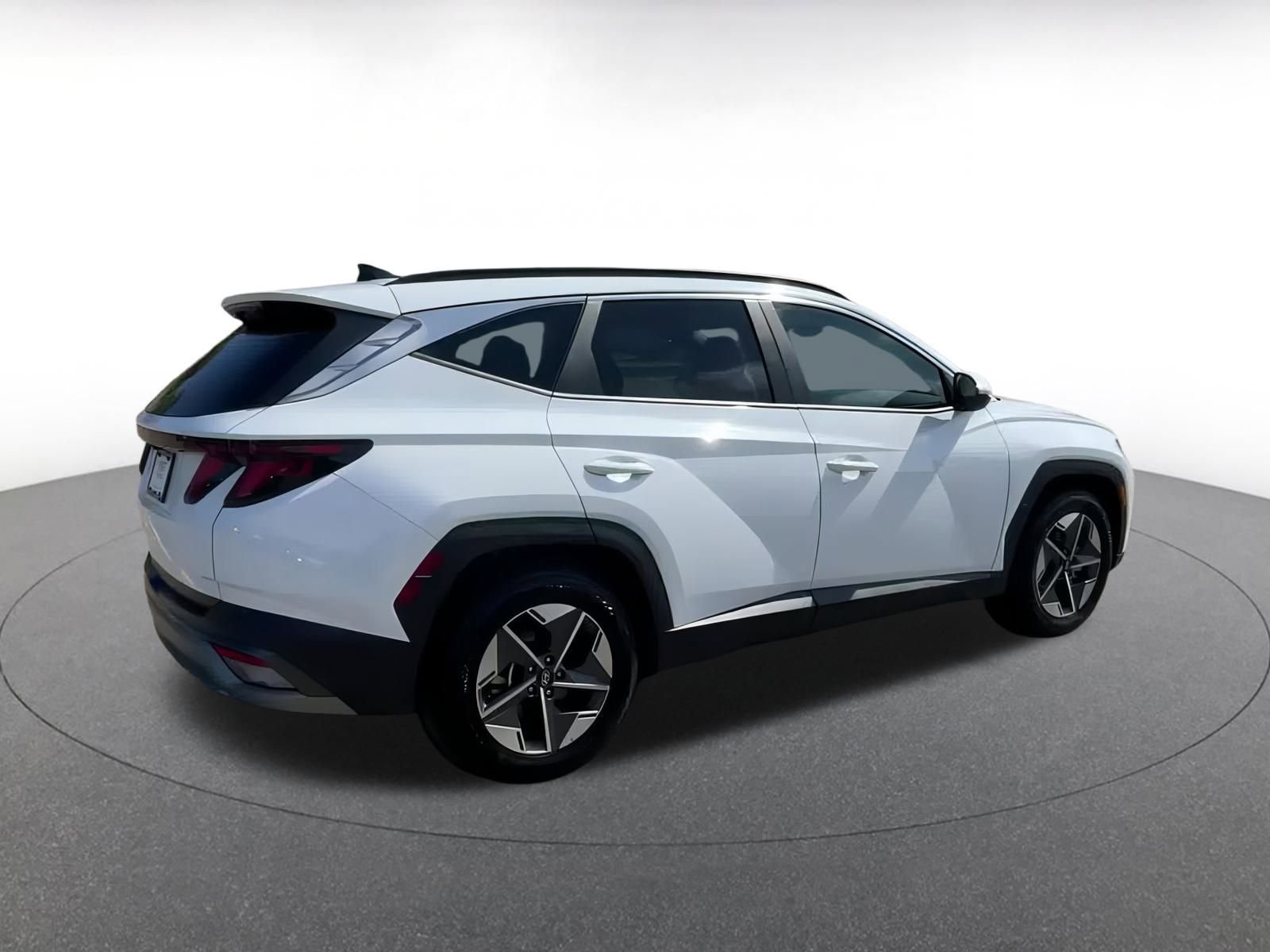 Thumbnail: 2025 Hyundai Tucson - 15