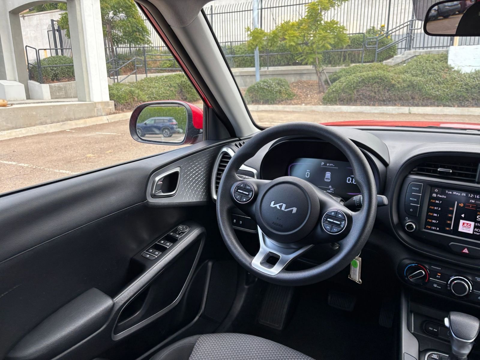 Thumbnail: 2025 Kia Soul - 32