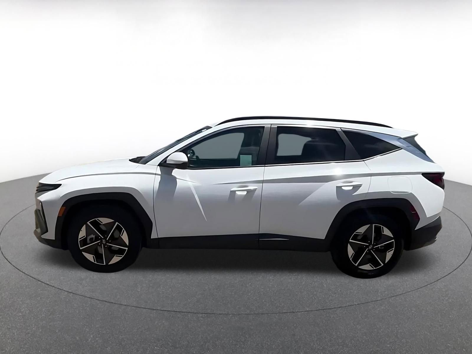 Thumbnail: 2025 Hyundai Tucson - 10