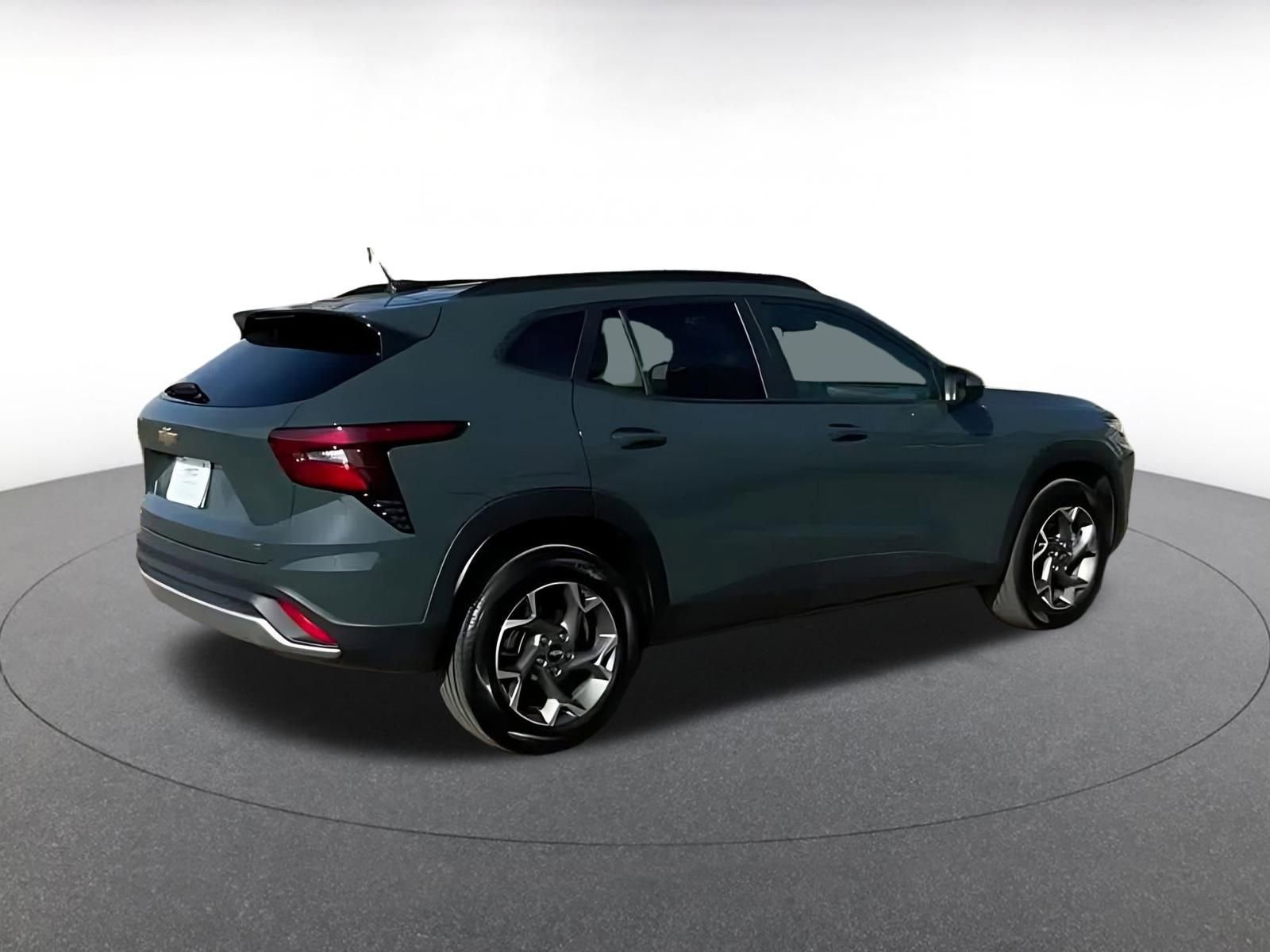 Thumbnail: 2025 Chevrolet Trax - 15