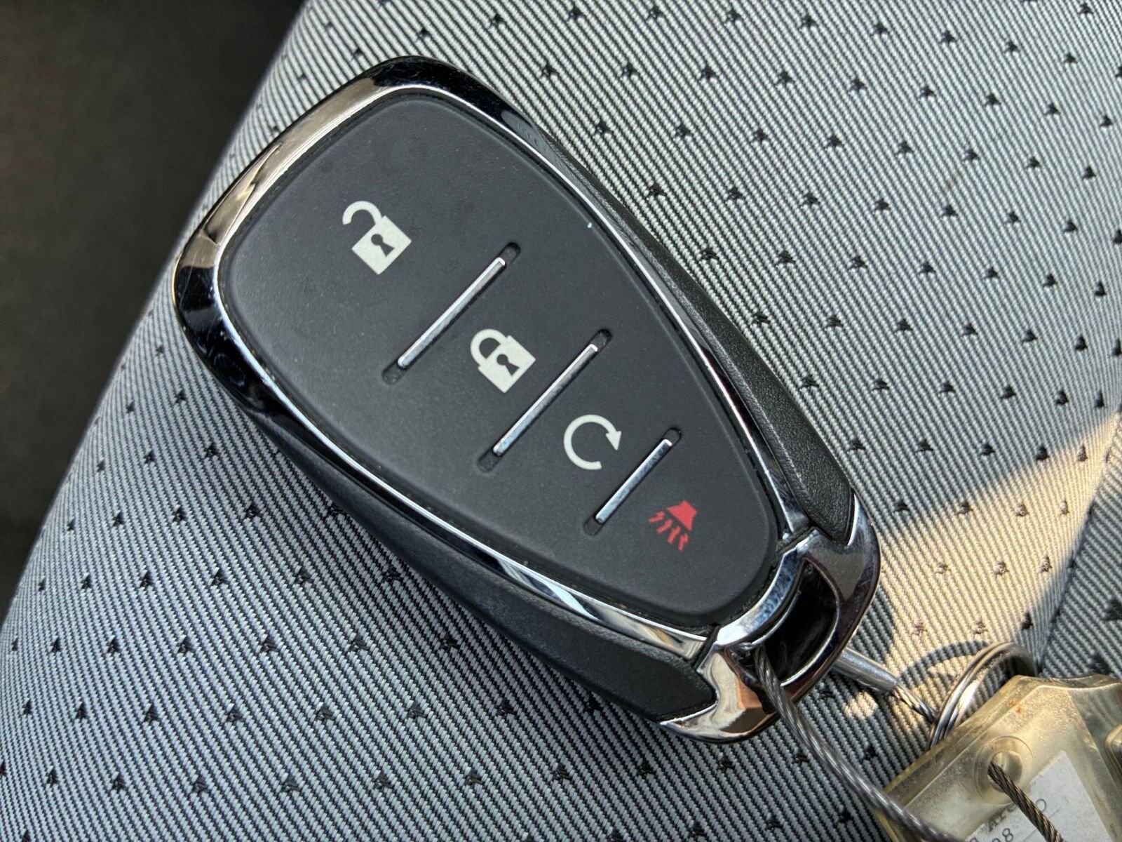 Thumbnail: 2025 Chevrolet Trax - 23