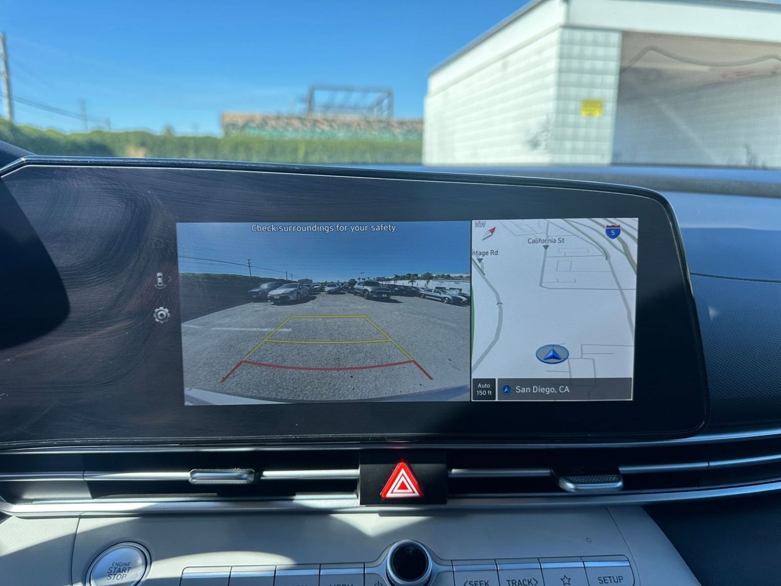 Thumbnail: 2025 Hyundai Elantra - 17